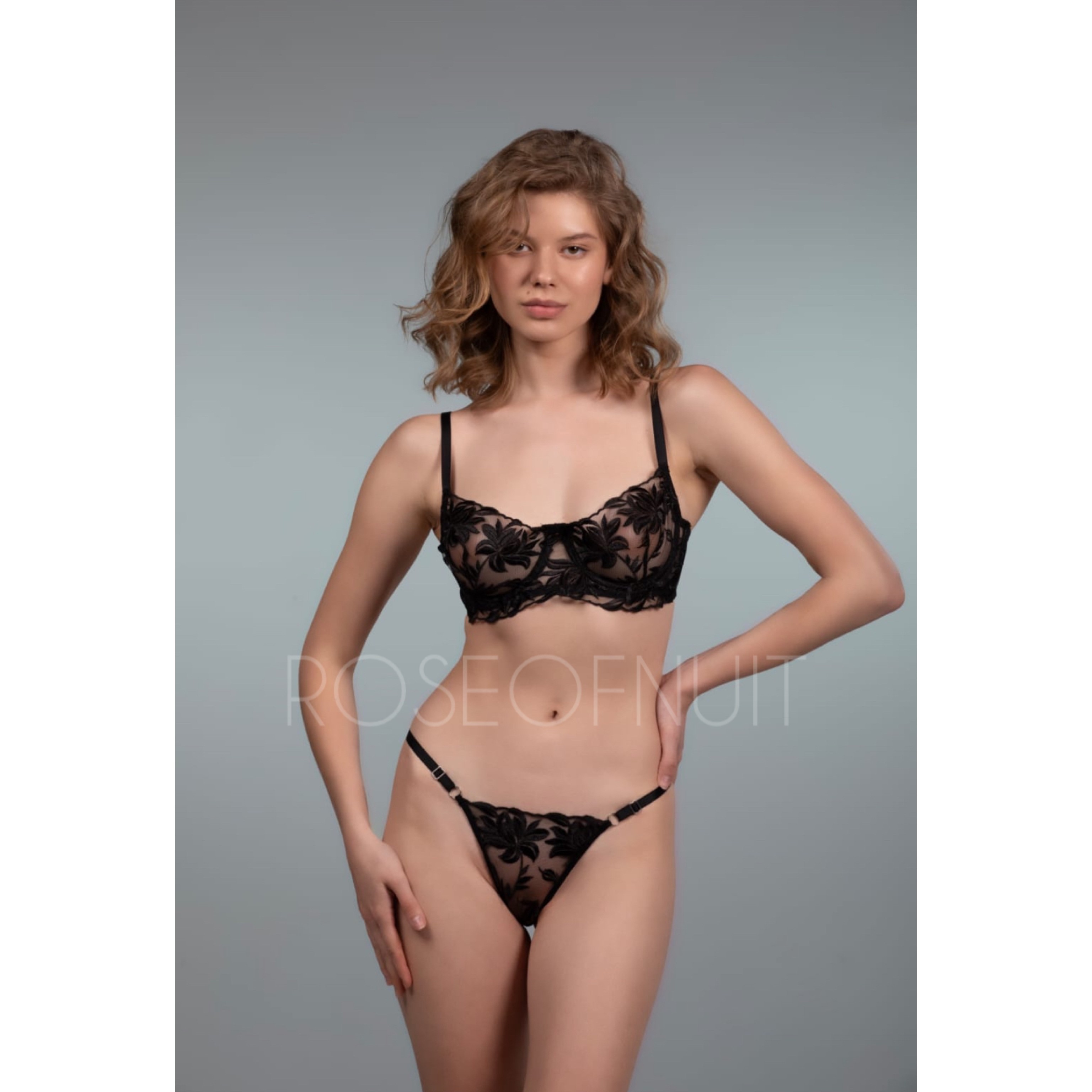 Rose in Black Balenli Bra Takım