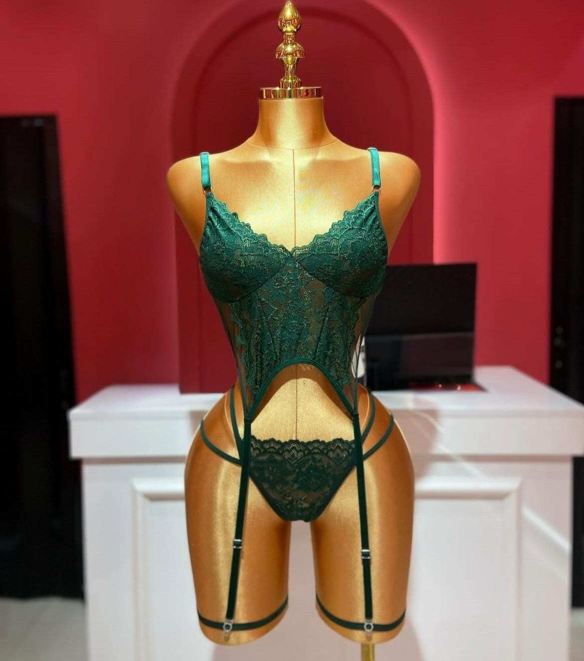 Dantel İşlemeli Zümrüt Jartiyer Set 