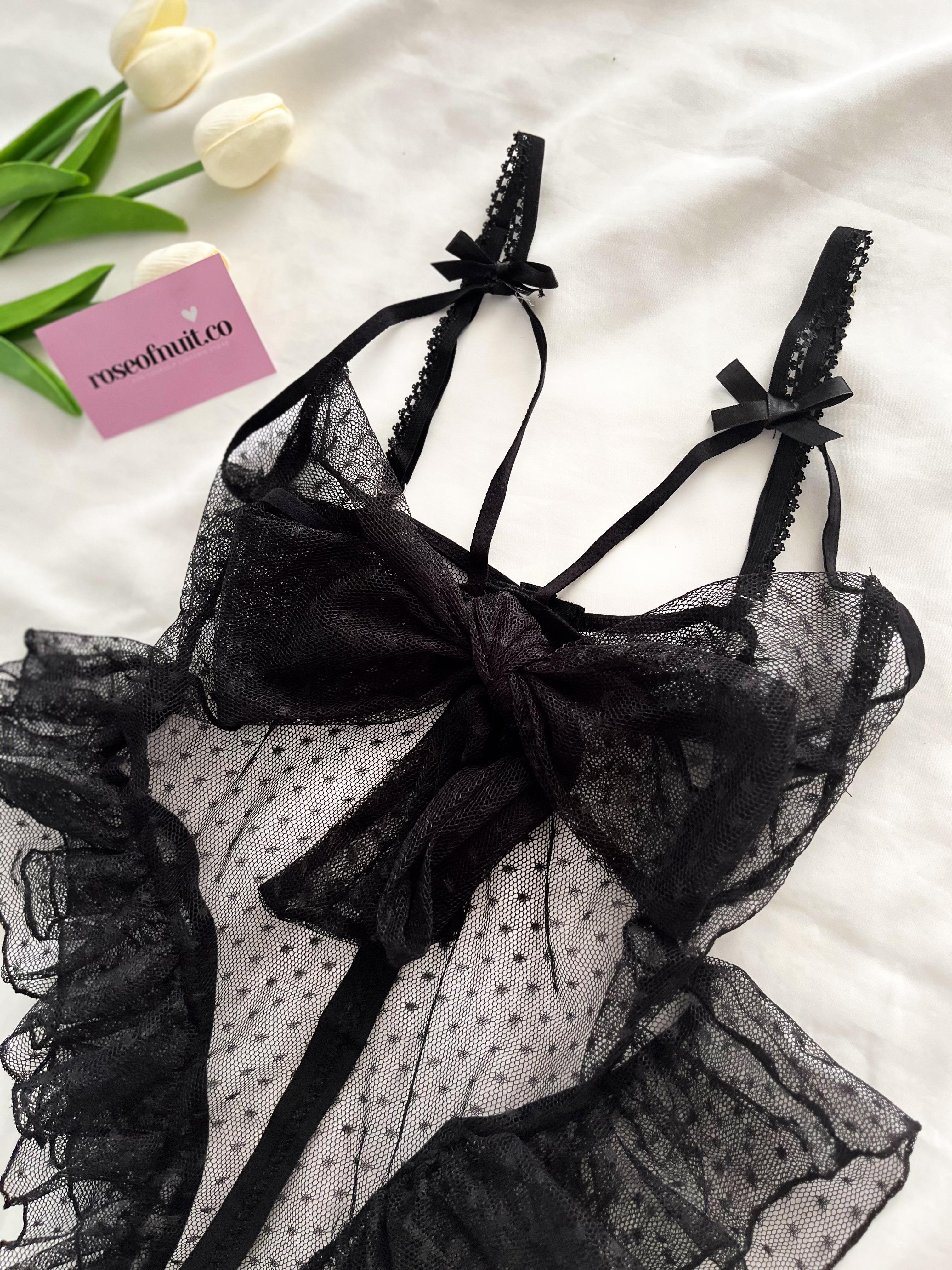 Tül Puantiye Desenli Ağı Açık Sırt Dekolteli Bodysuit
