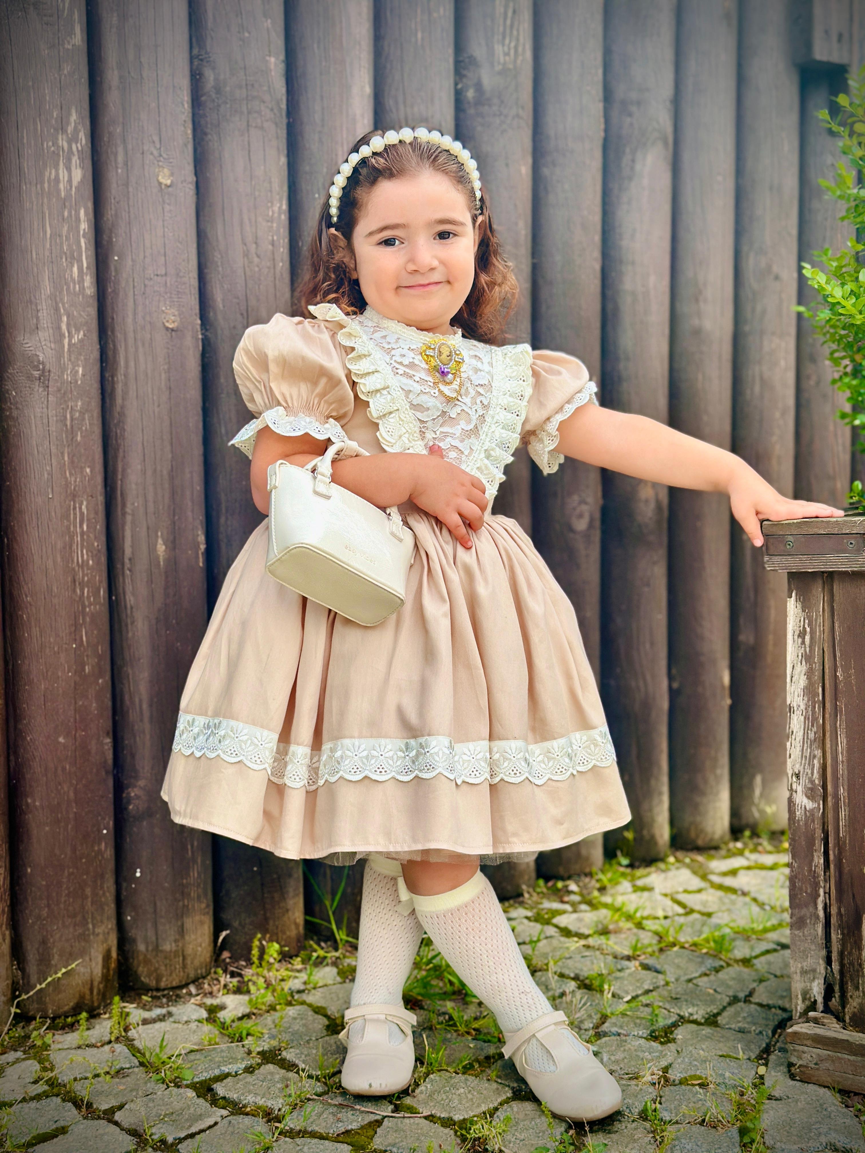 Kapiçino Dantelli Vintage Kız Bebek Elbisesi,Doğum günü,fotoğraf çekim elbise,0-12 Yaş Uygun - Kapiçino