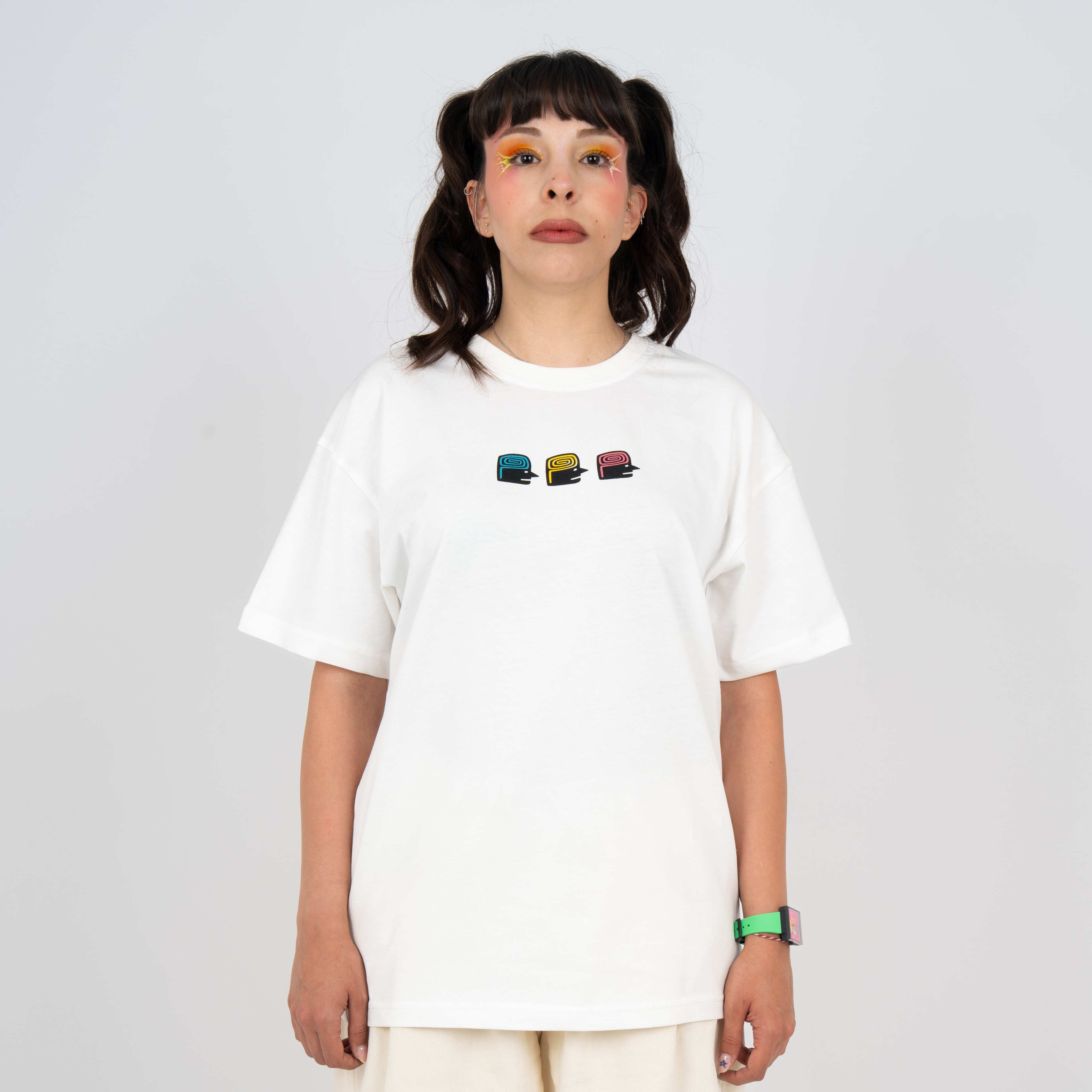 3 MUSKETEERS - UNISEX BASIC WHITE TEE