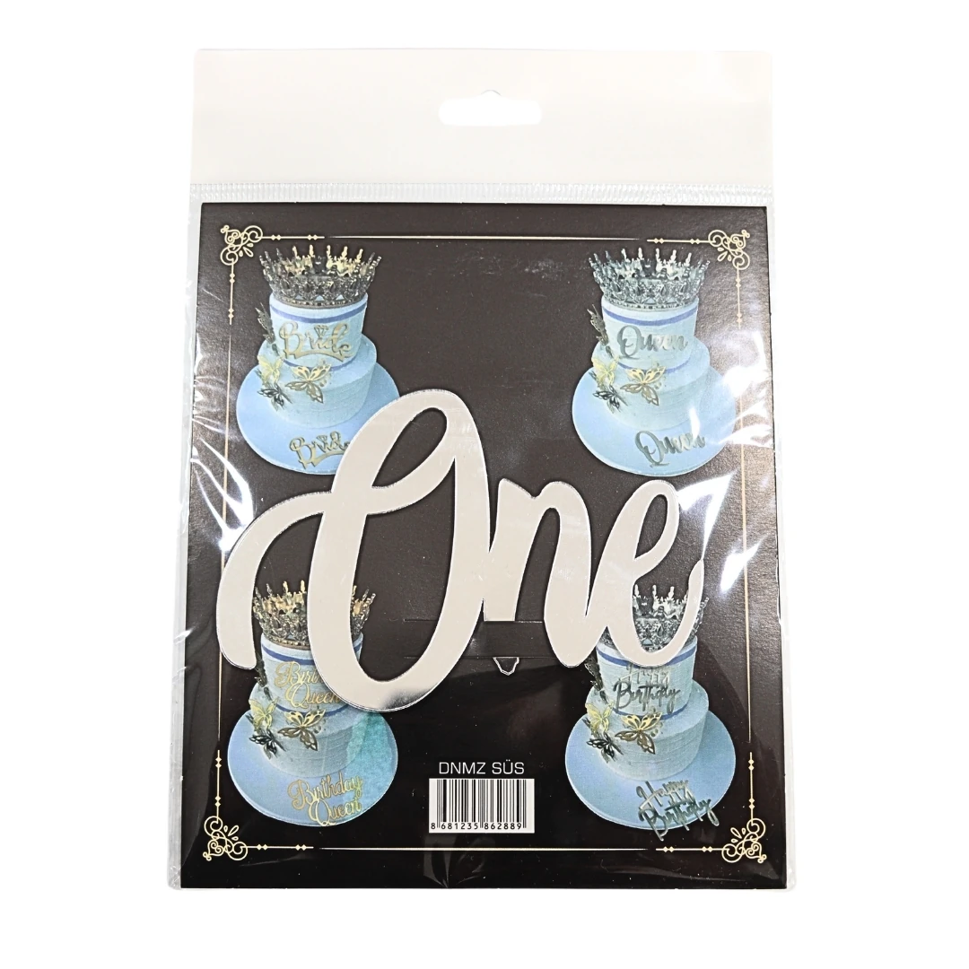 One Gümüş Pasta Önü