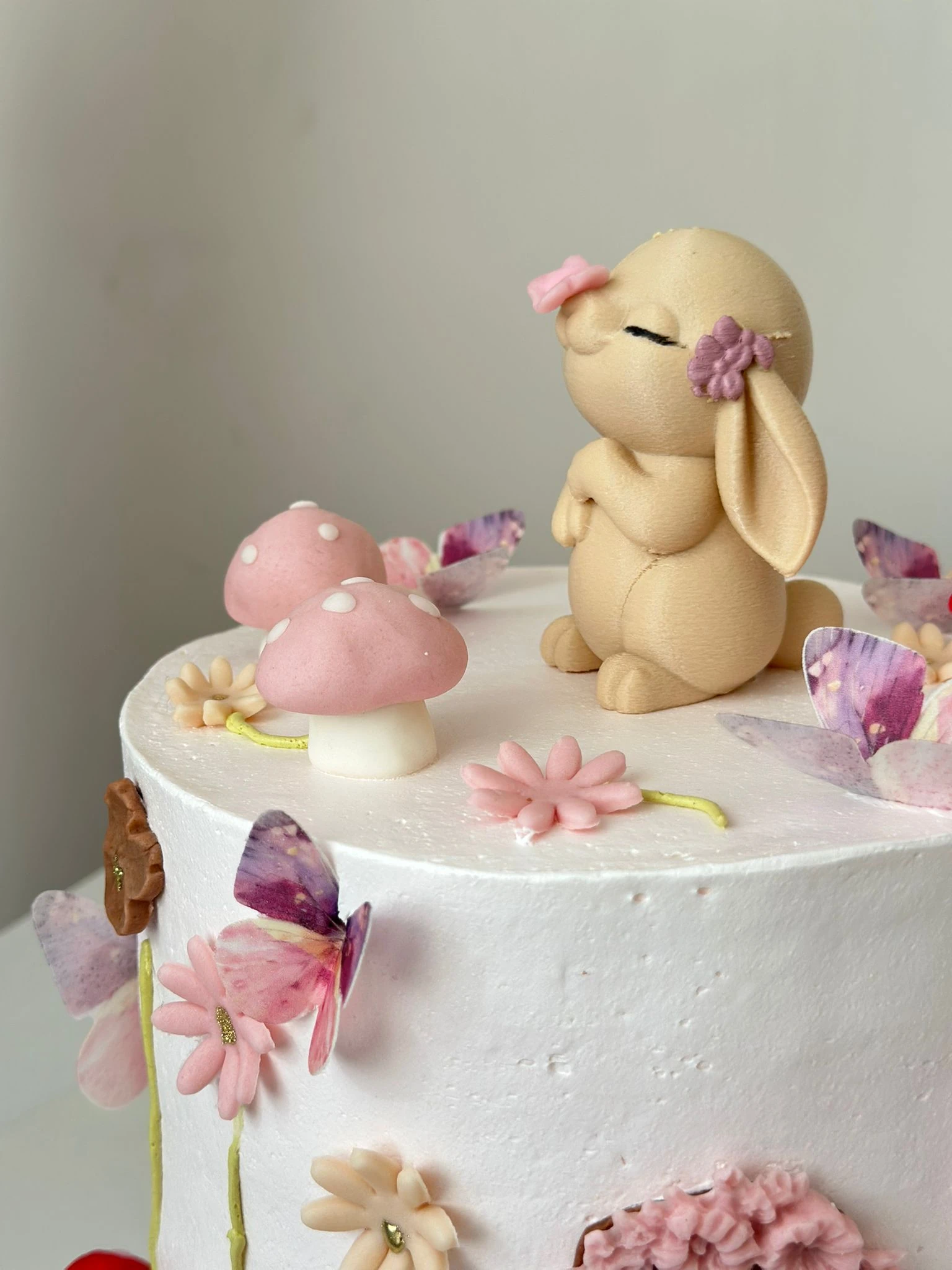 Pasta Üstü Hazır Figür - Tavşan Krem 8 cm