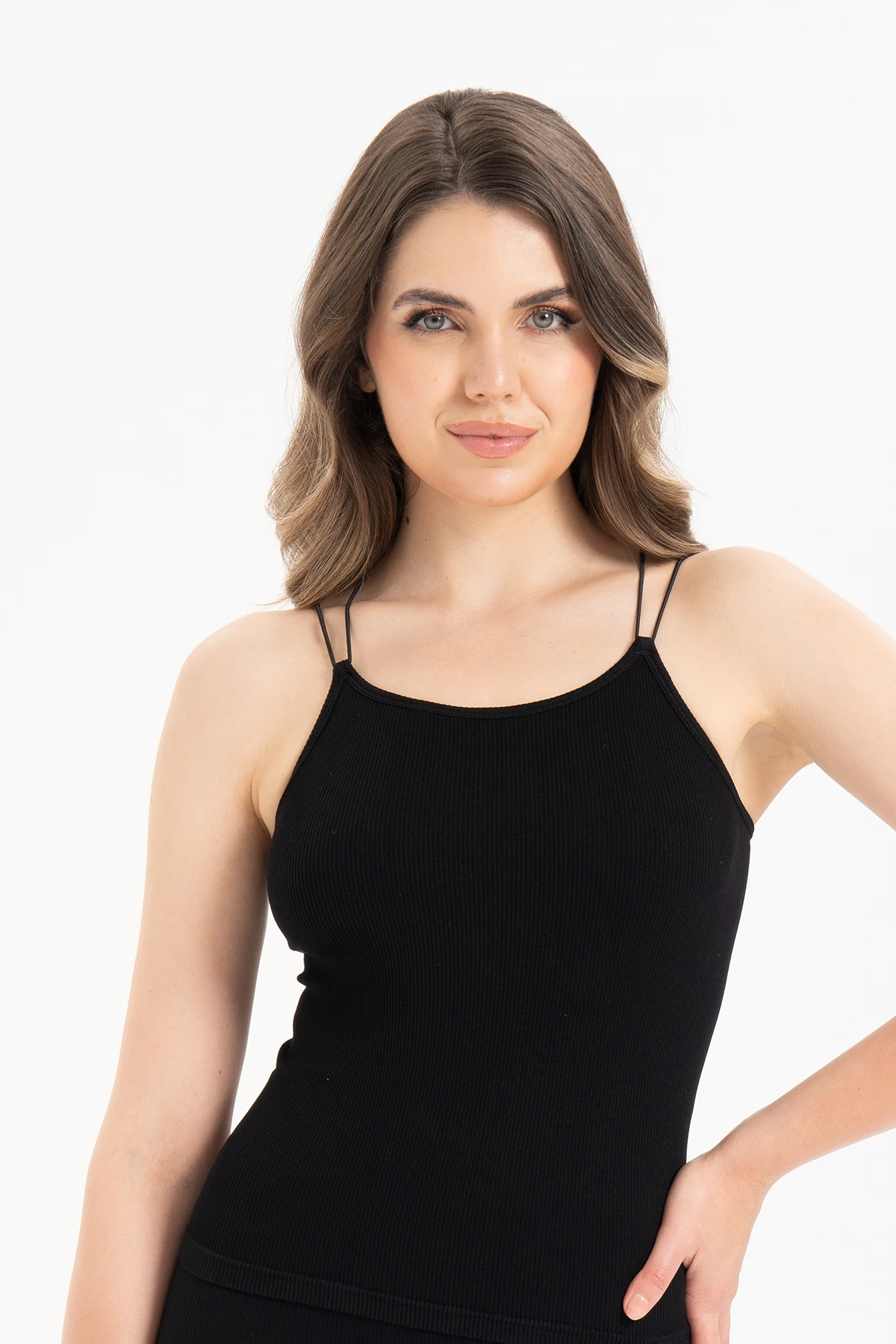 Dikişsiz Örme Fitilli Kolsuz Ip Askılı Atlet - siyah