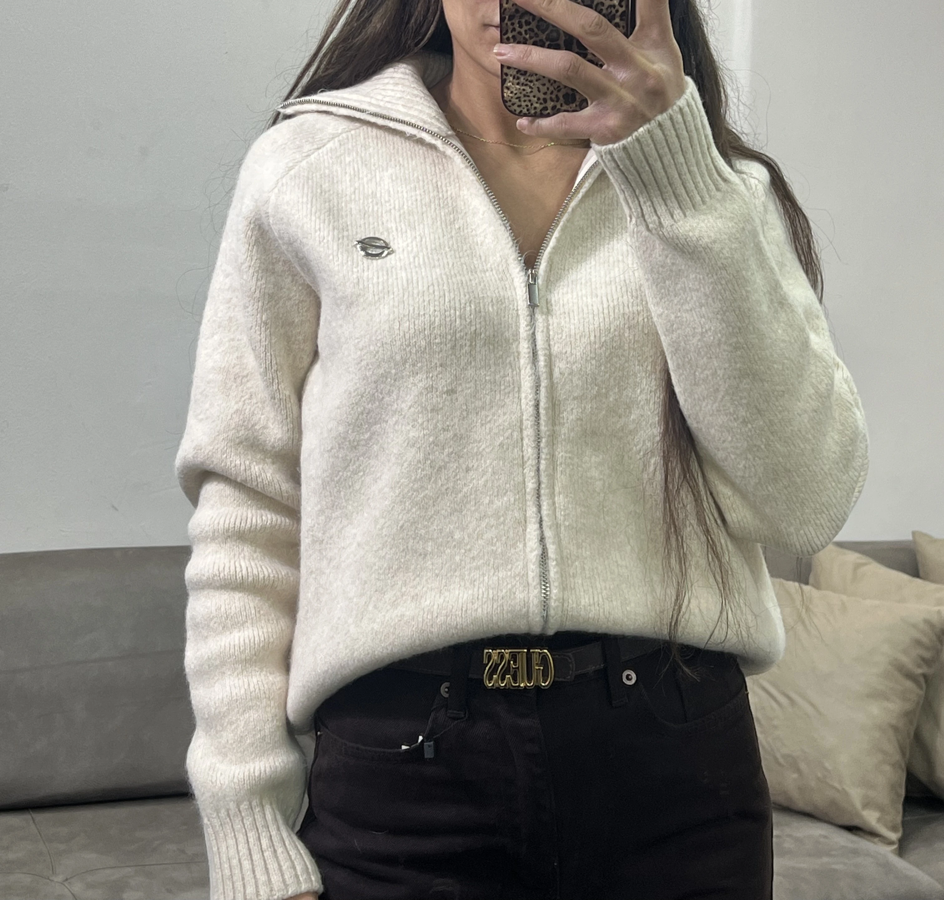 Yüksek Yaka Bej Fermuarlı Triko Hırka