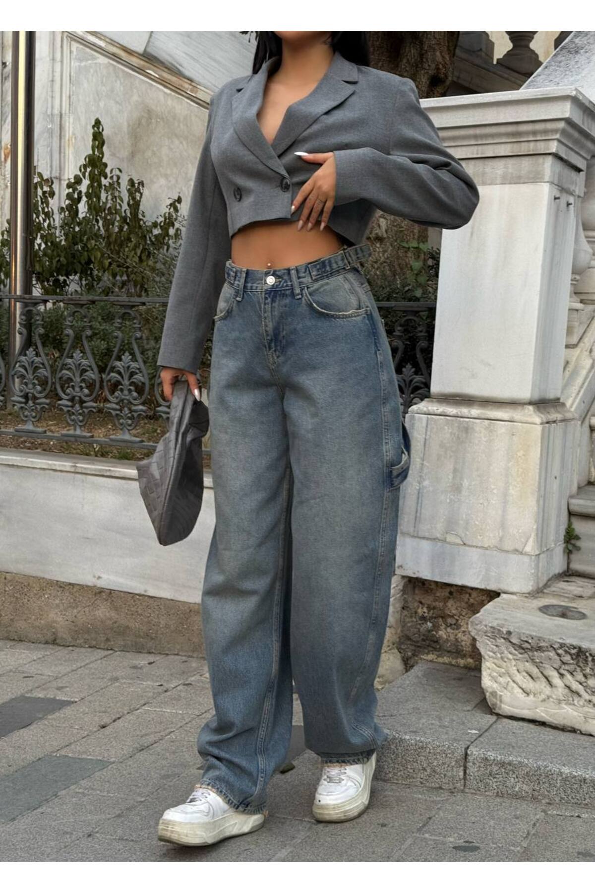 Baggy jeans