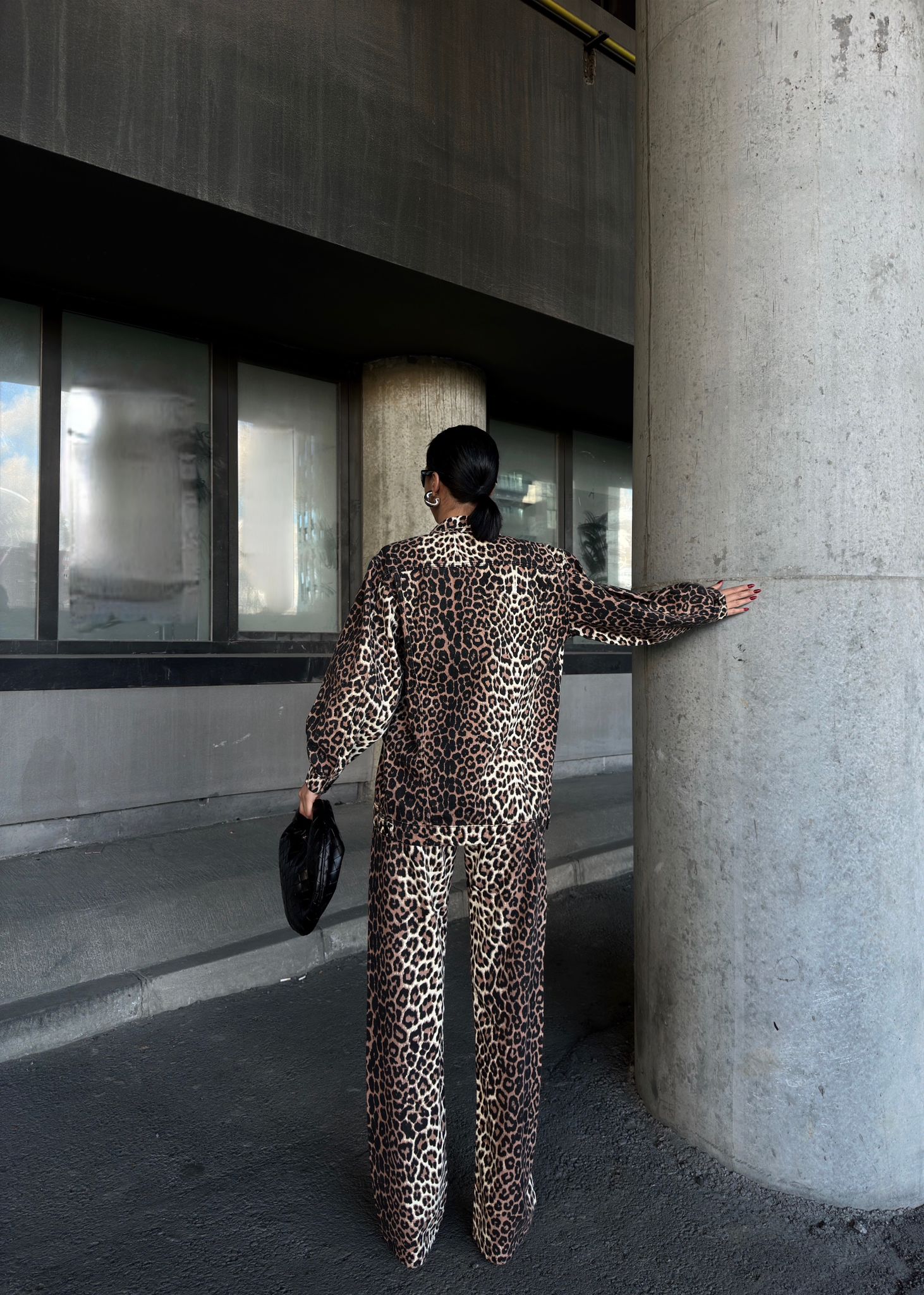 Leopar Desenli Düğmeli Ceket & Pantolon Jean Takım