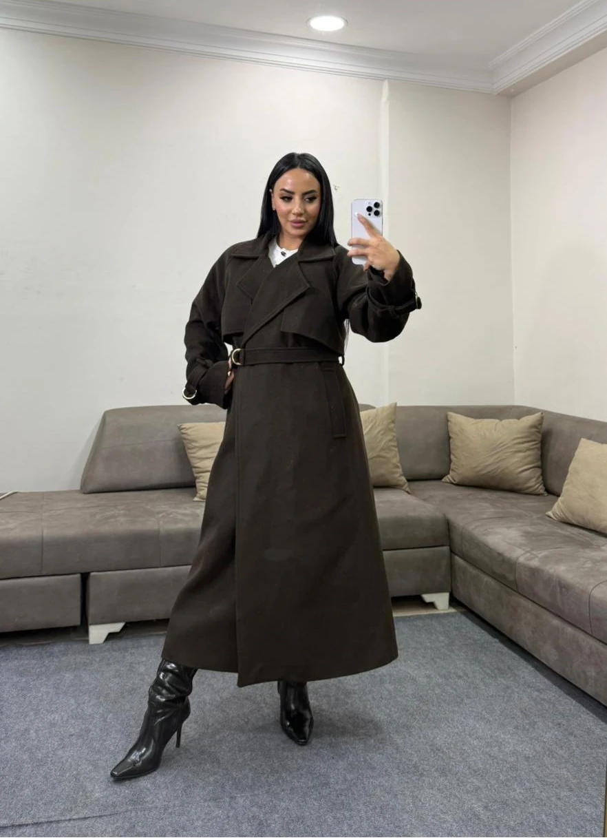 Kadın Uzun Kemer Detaylı Kaşe Kaban