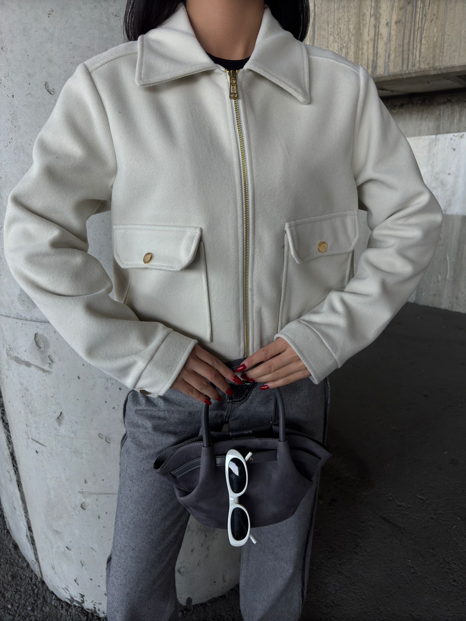 Cep Detaylı Fermuarlı Kaşe Crop Ceket