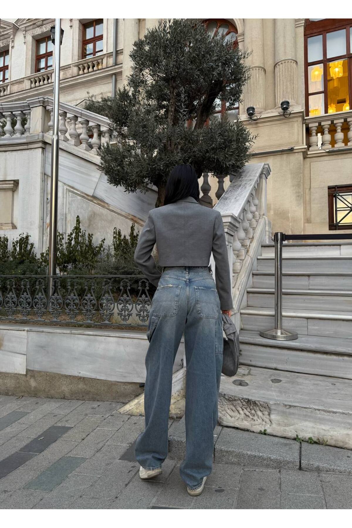 Baggy jeans