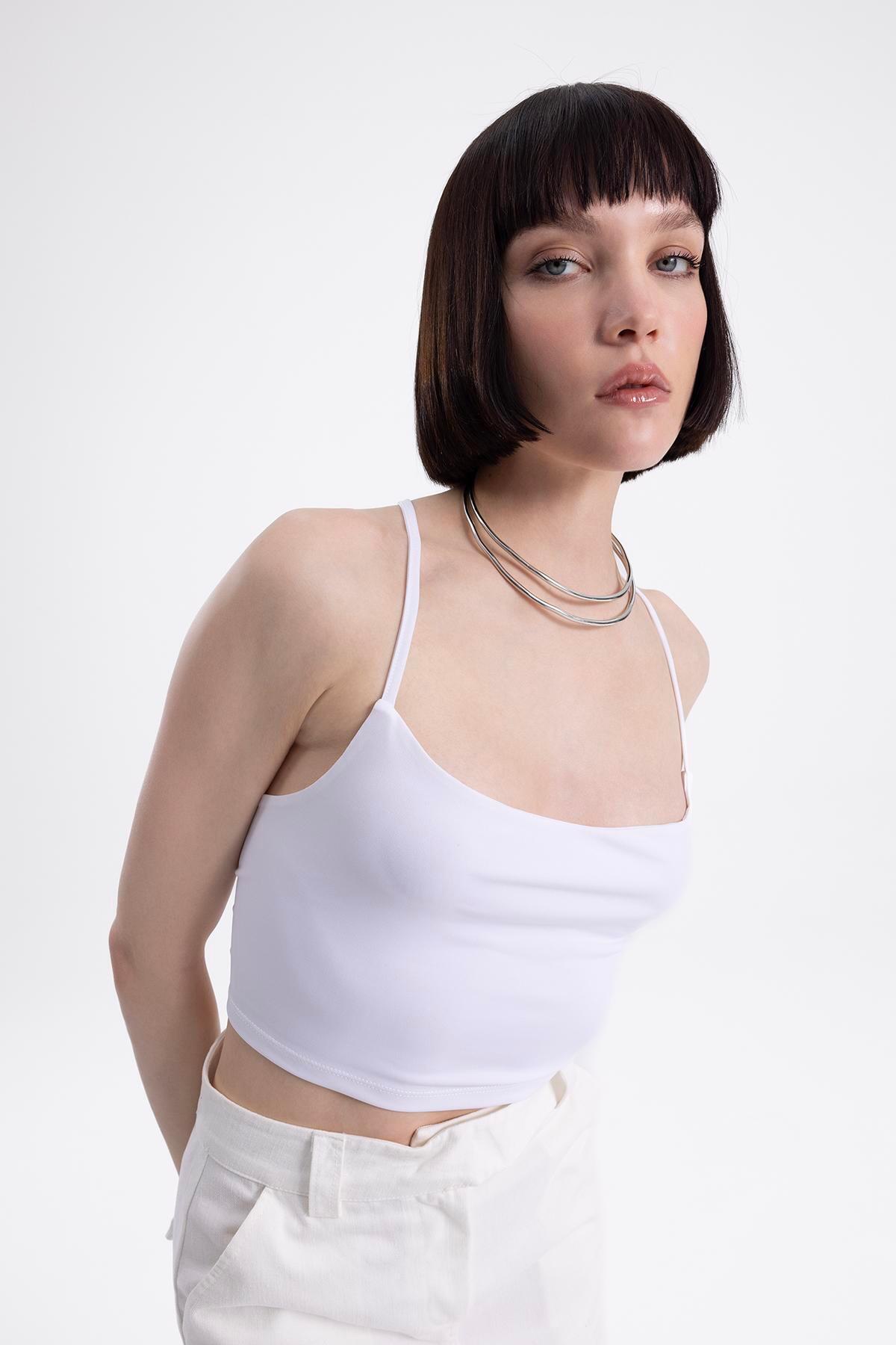 Kadın Siyah Sırt Bağlamalı Askılı Body