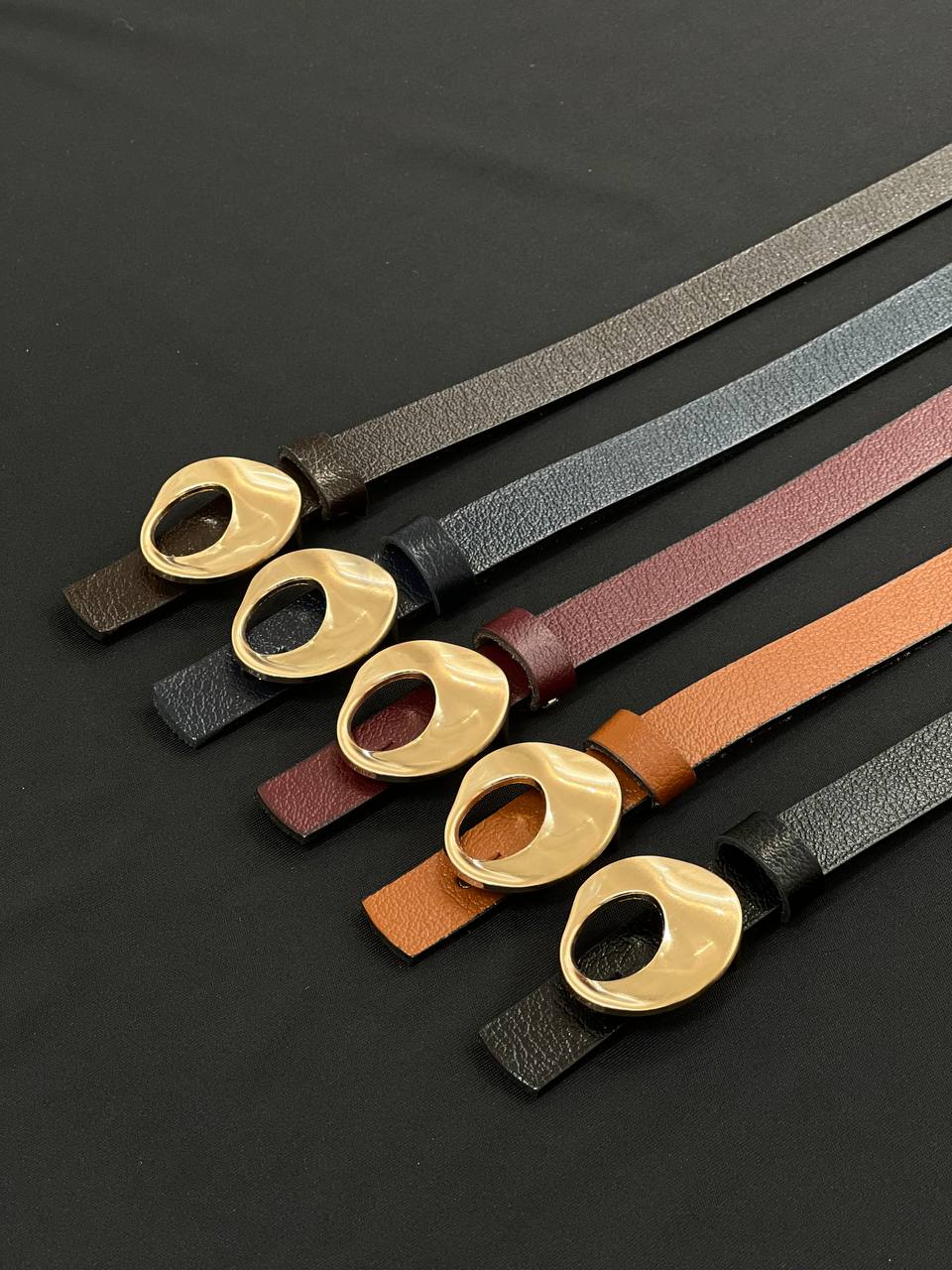 Yuvarlak Aksesuar Detaylı Kadın Kemer