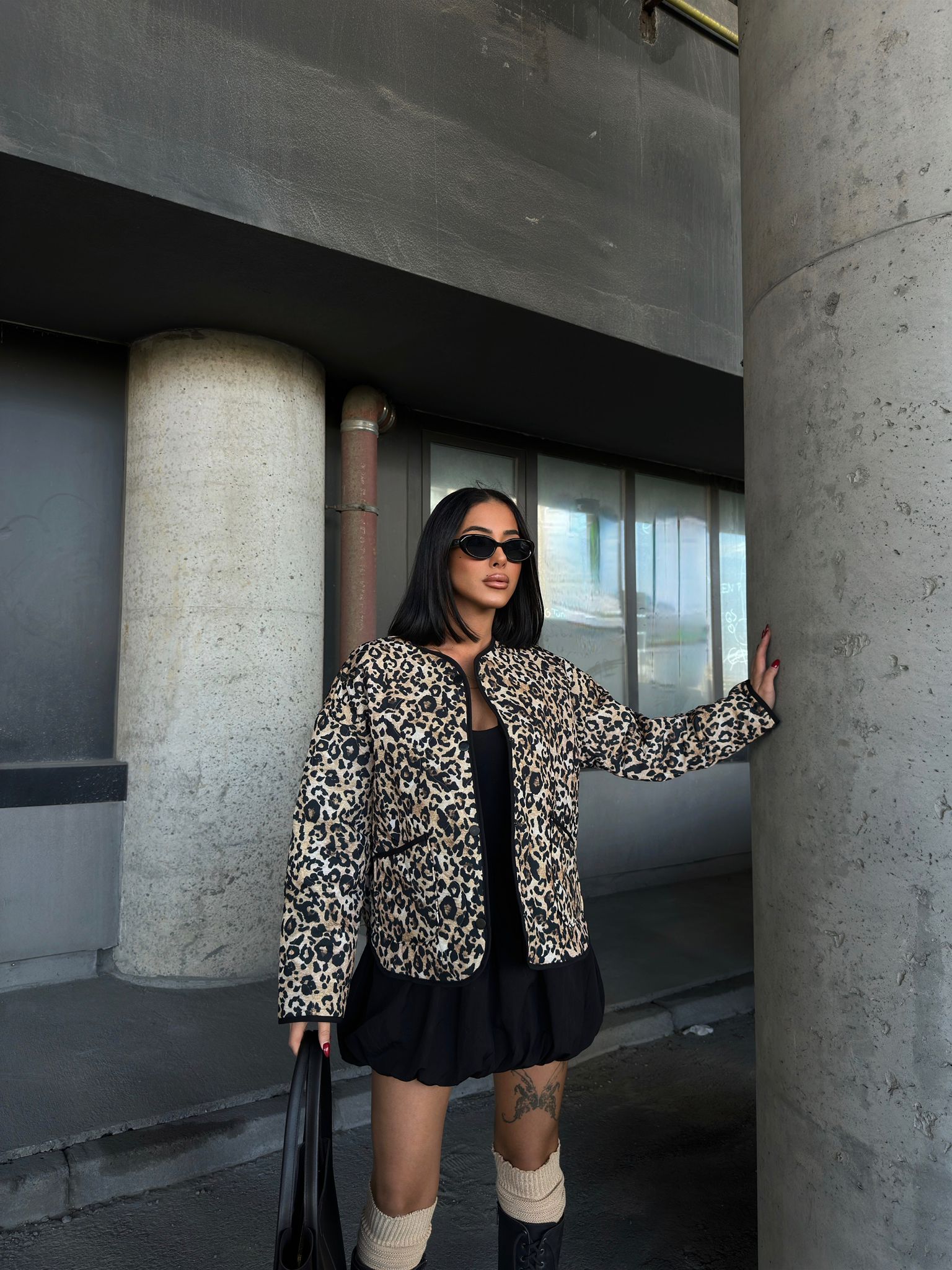 Leopar Desenli Kapitone Ceket