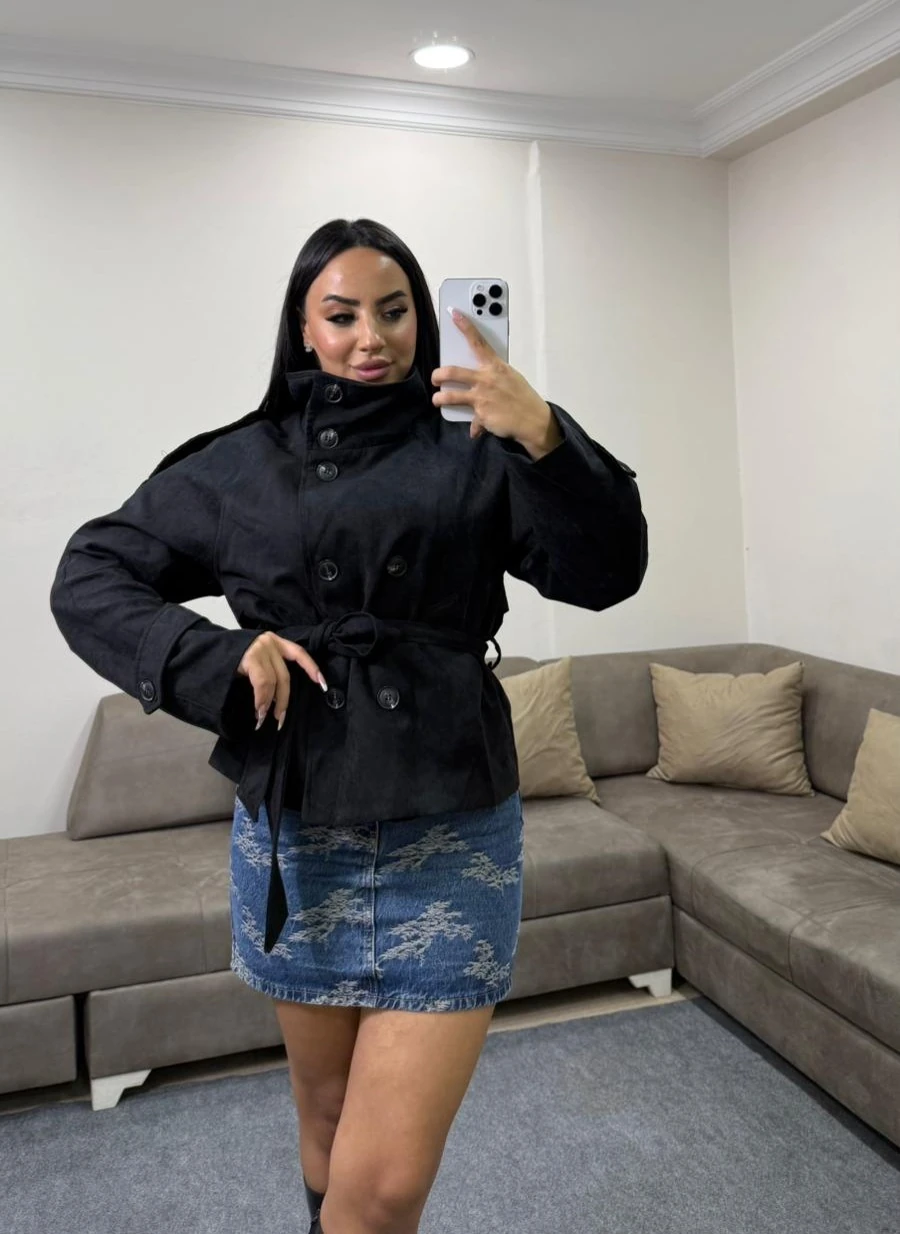 Kadın Dik Yaka Düğmeli Kemerli Süet Ceket