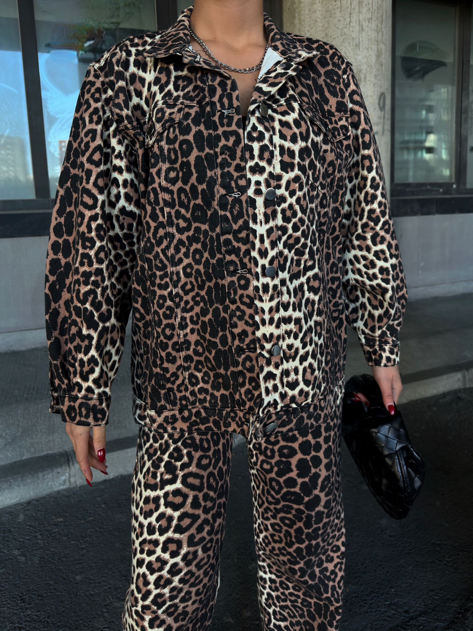 Leopar Desenli Düğmeli Ceket & Pantolon Jean Takım