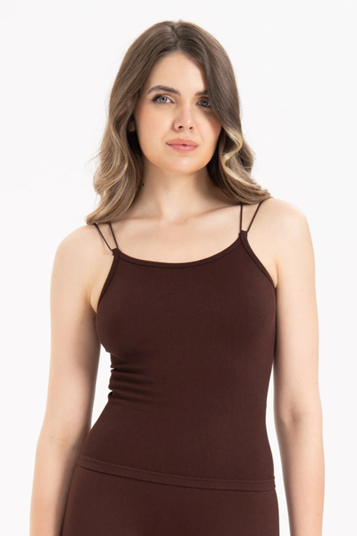 Dikişsiz Örme Fitilli Kolsuz Ip Askılı Atlet - kahverengi