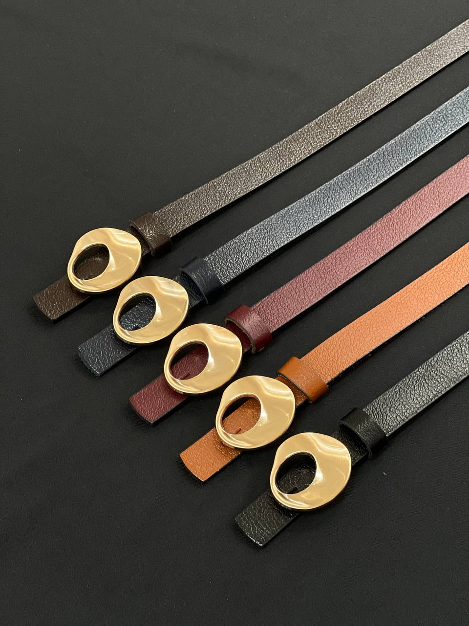 Yuvarlak Aksesuar Detaylı Kadın Kemer