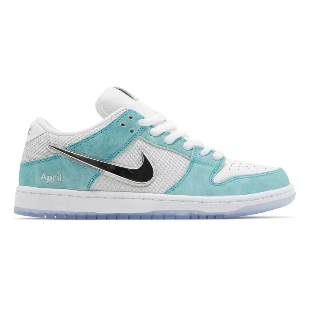 SB Dunk Low April Skateboards Sneakers