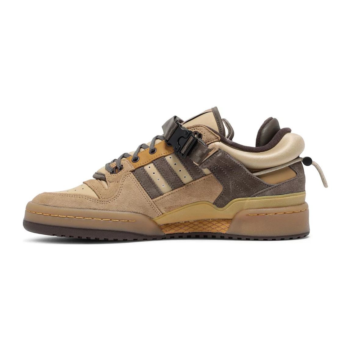 Bad Bunny x Forum Buckle Low The First Cafe