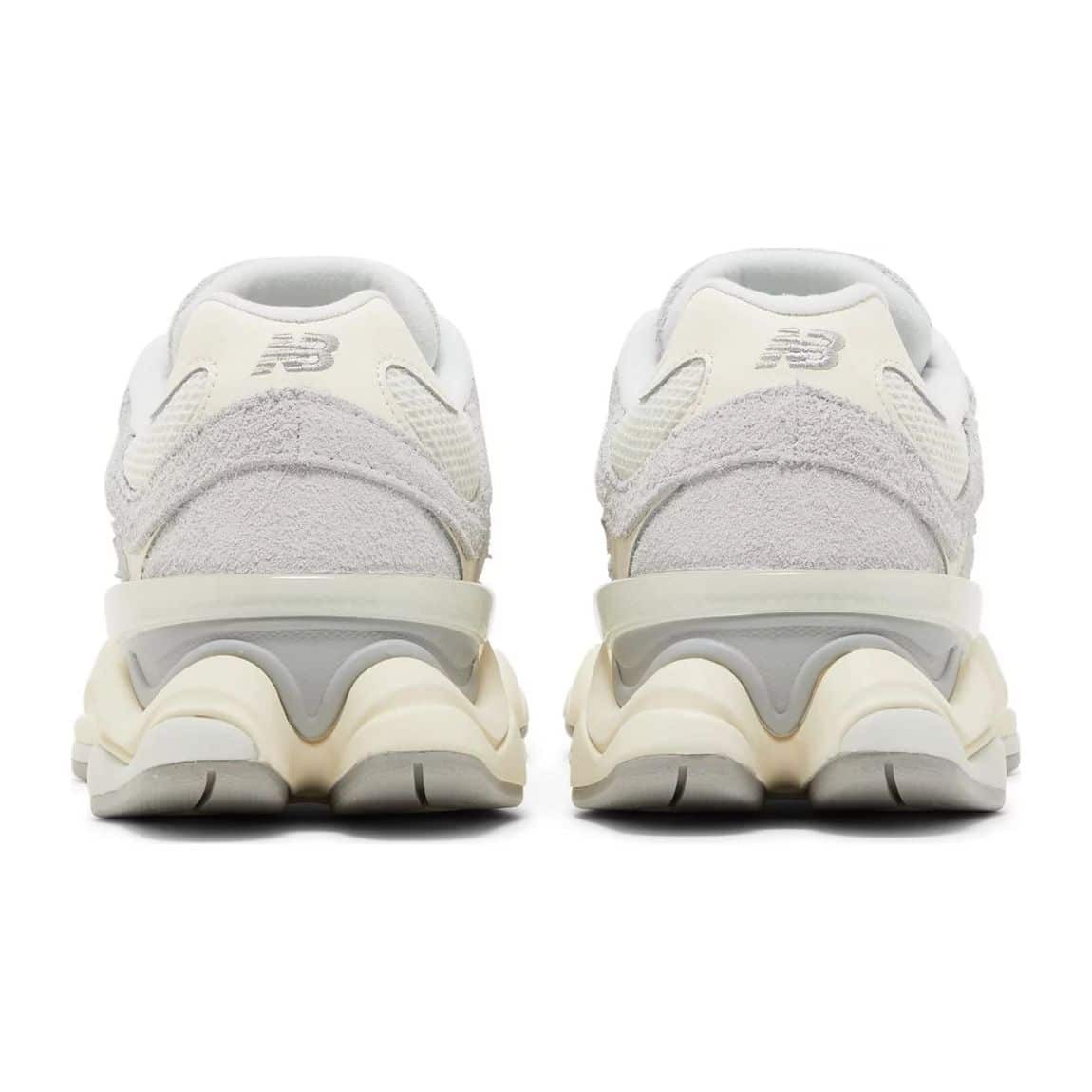 9060 Quartz Grey Sneakers