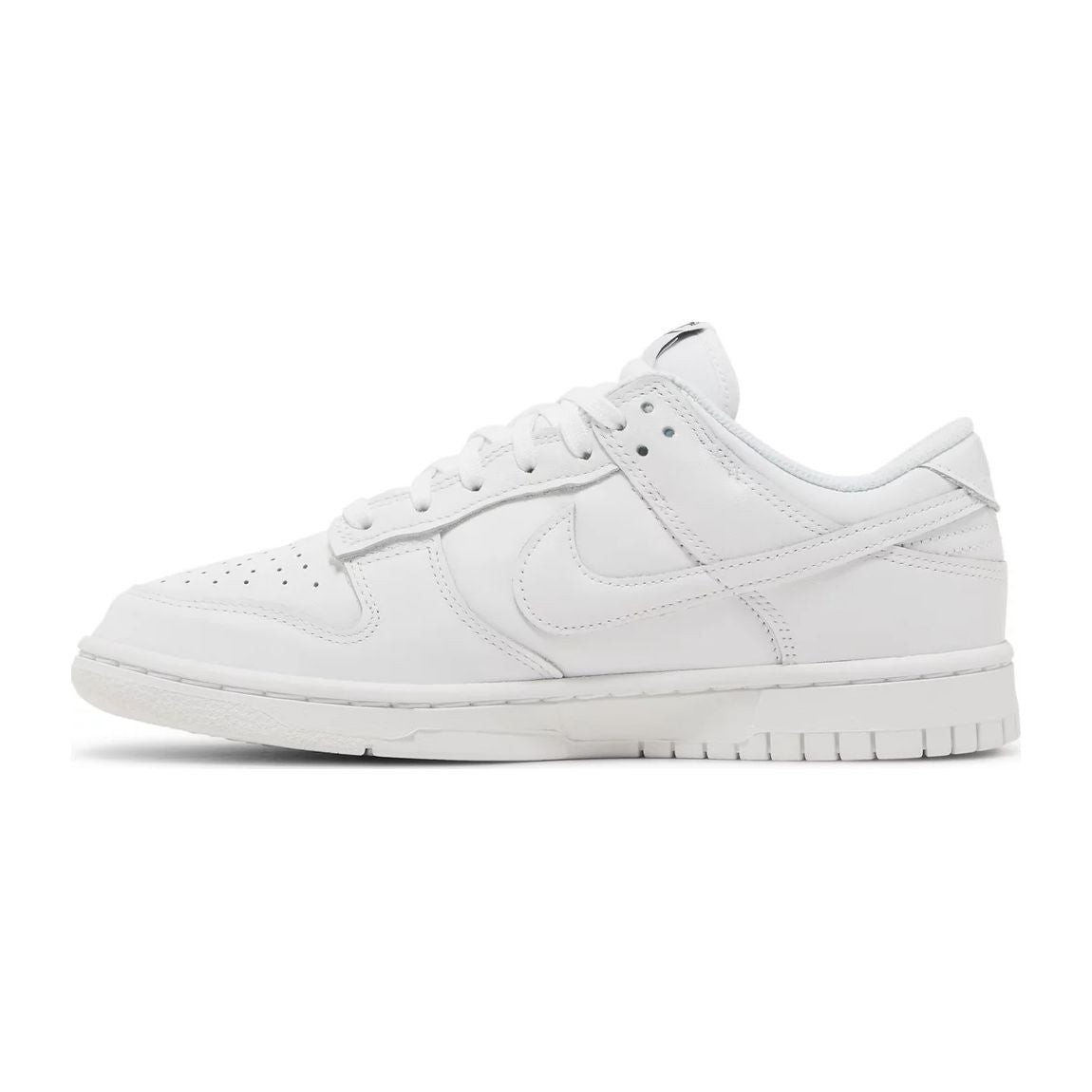 Dunk Low Triple White Sneakers