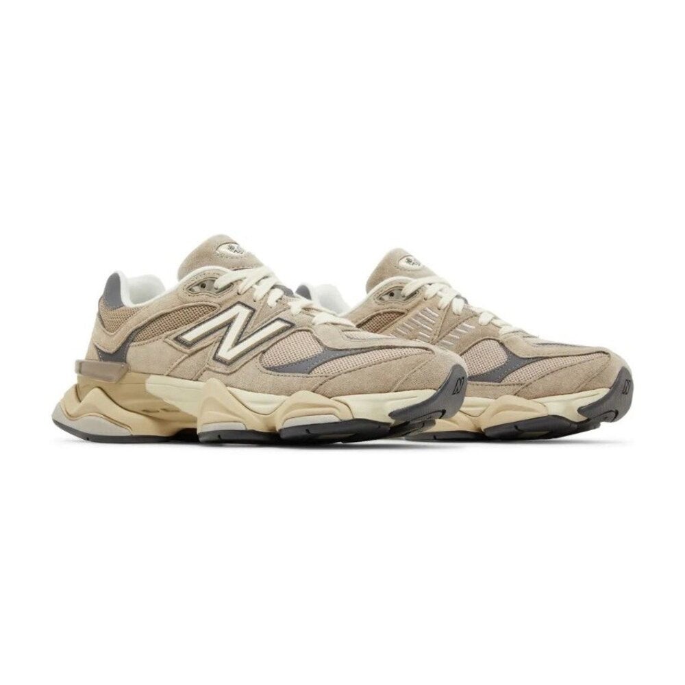  9060 Driftwood Castlerock Sneakers