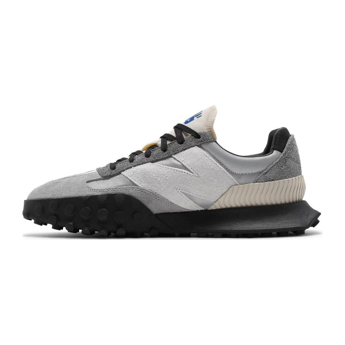 XC-72 Castlerock Sneakers