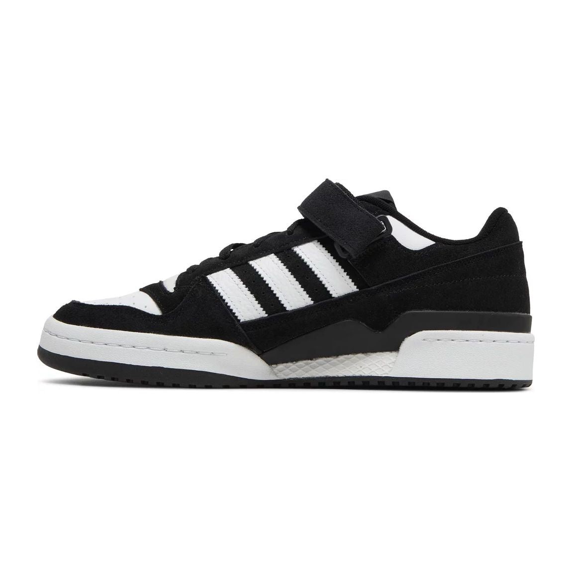 Forum Low Panda Sneakers