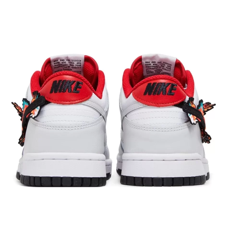 Dunk Low Year Of The Dragon Sneakers