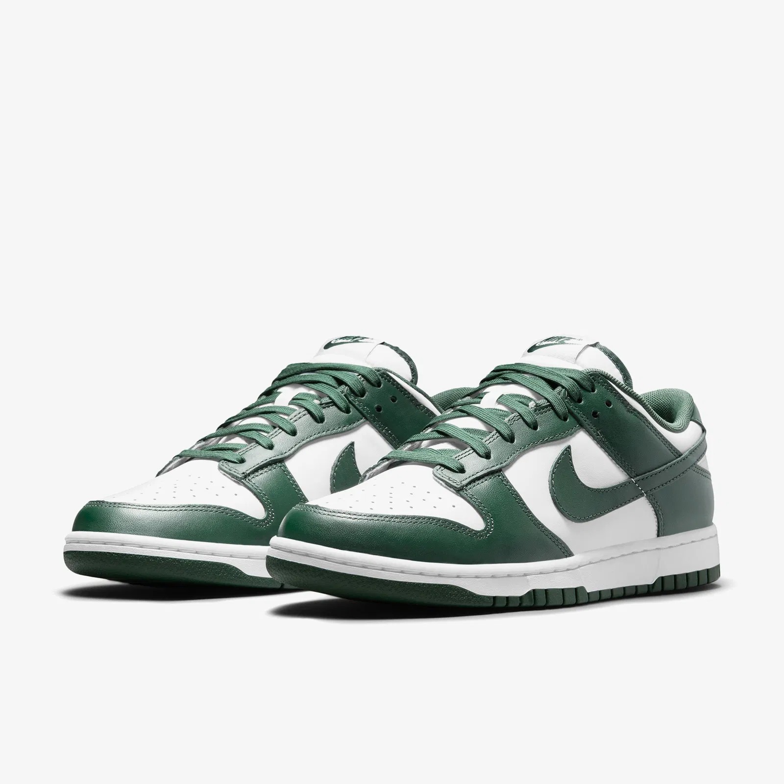 Dunk low retro michigan state