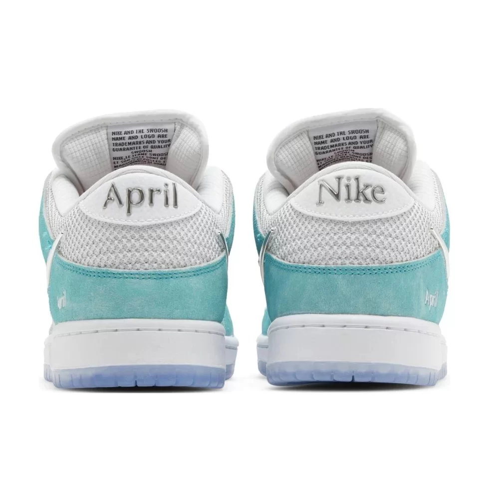 SB Dunk Low April Skateboards Sneakers