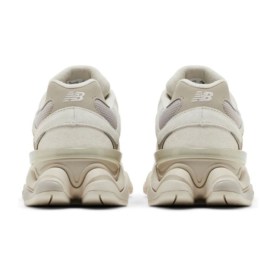  9060 Grey Moonbeam Sneakers