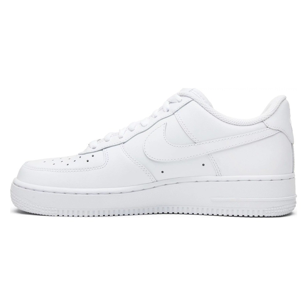 Air Force 1 Low ’07 White Sneakers