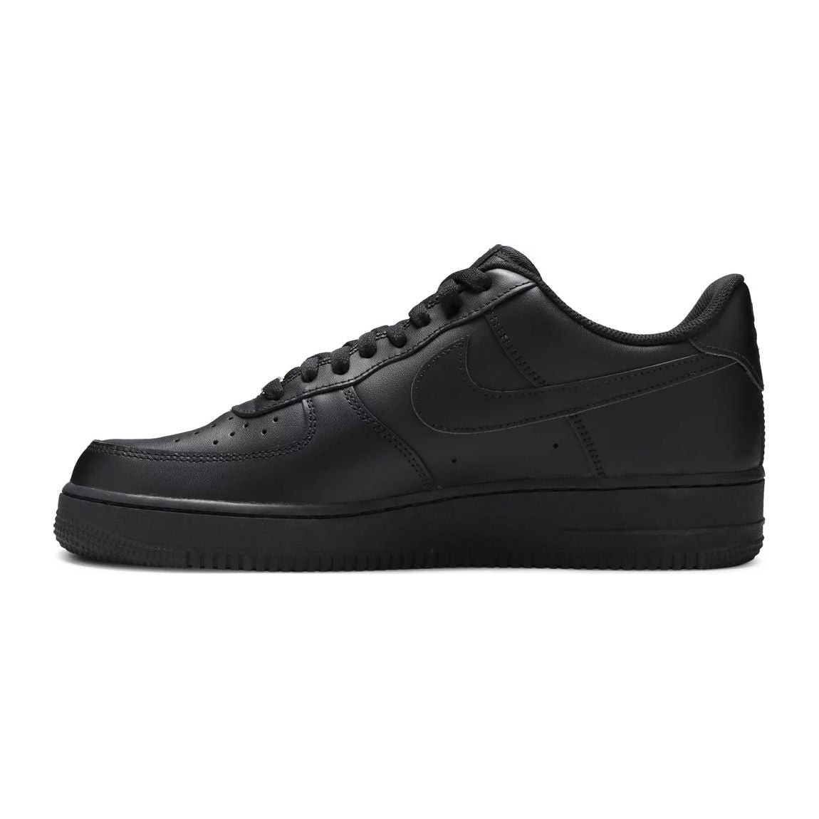 Air Force 1 07 Triple Black Sneakers