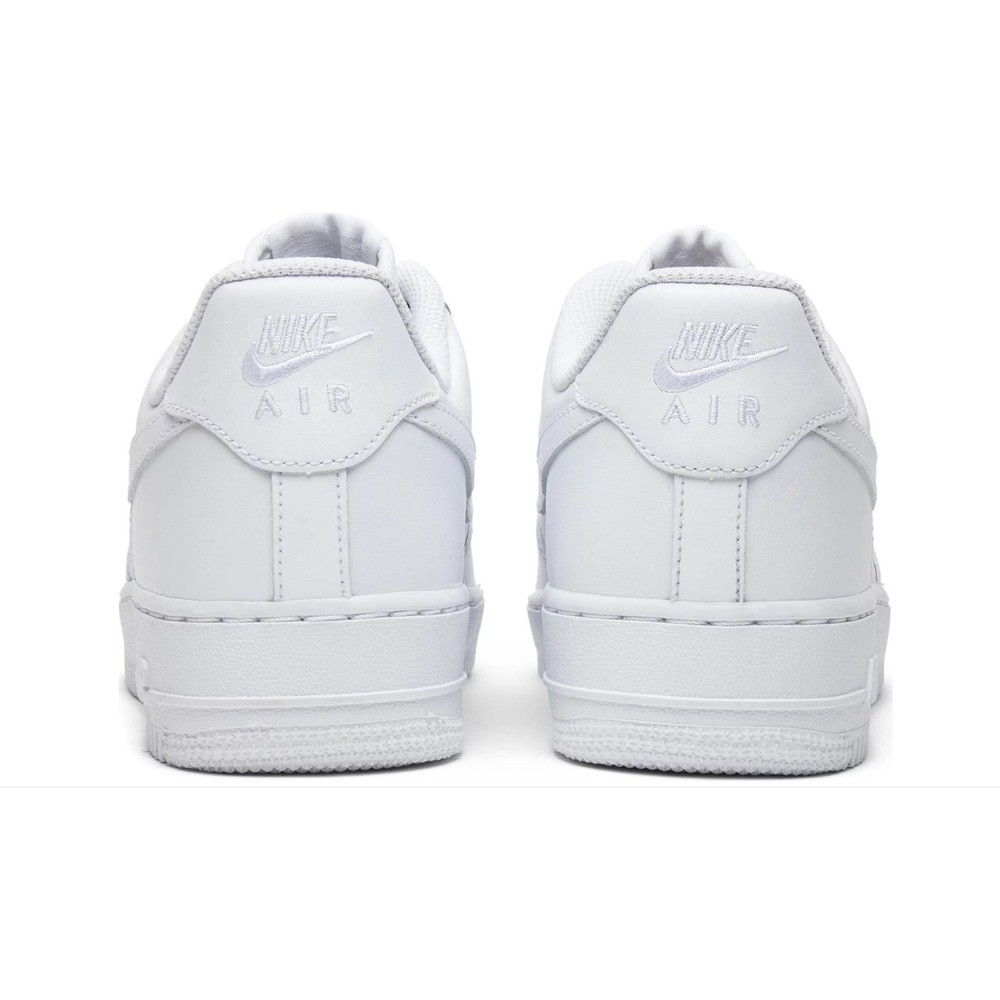Air Force 1 Low ’07 White Sneakers