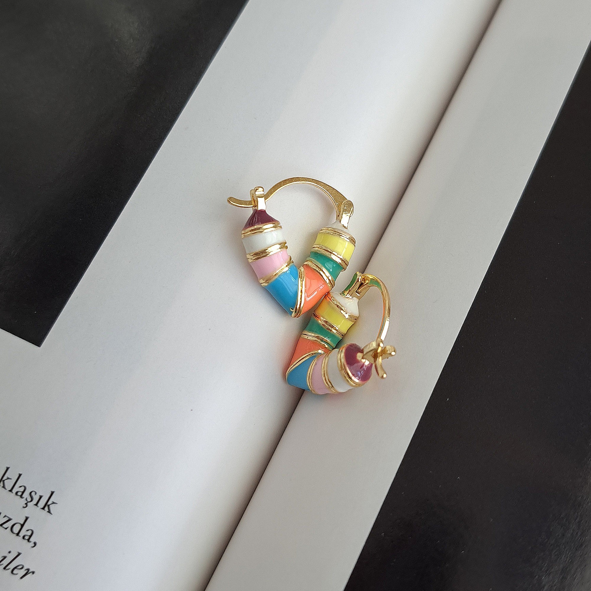 Color Pop Heart Hoops