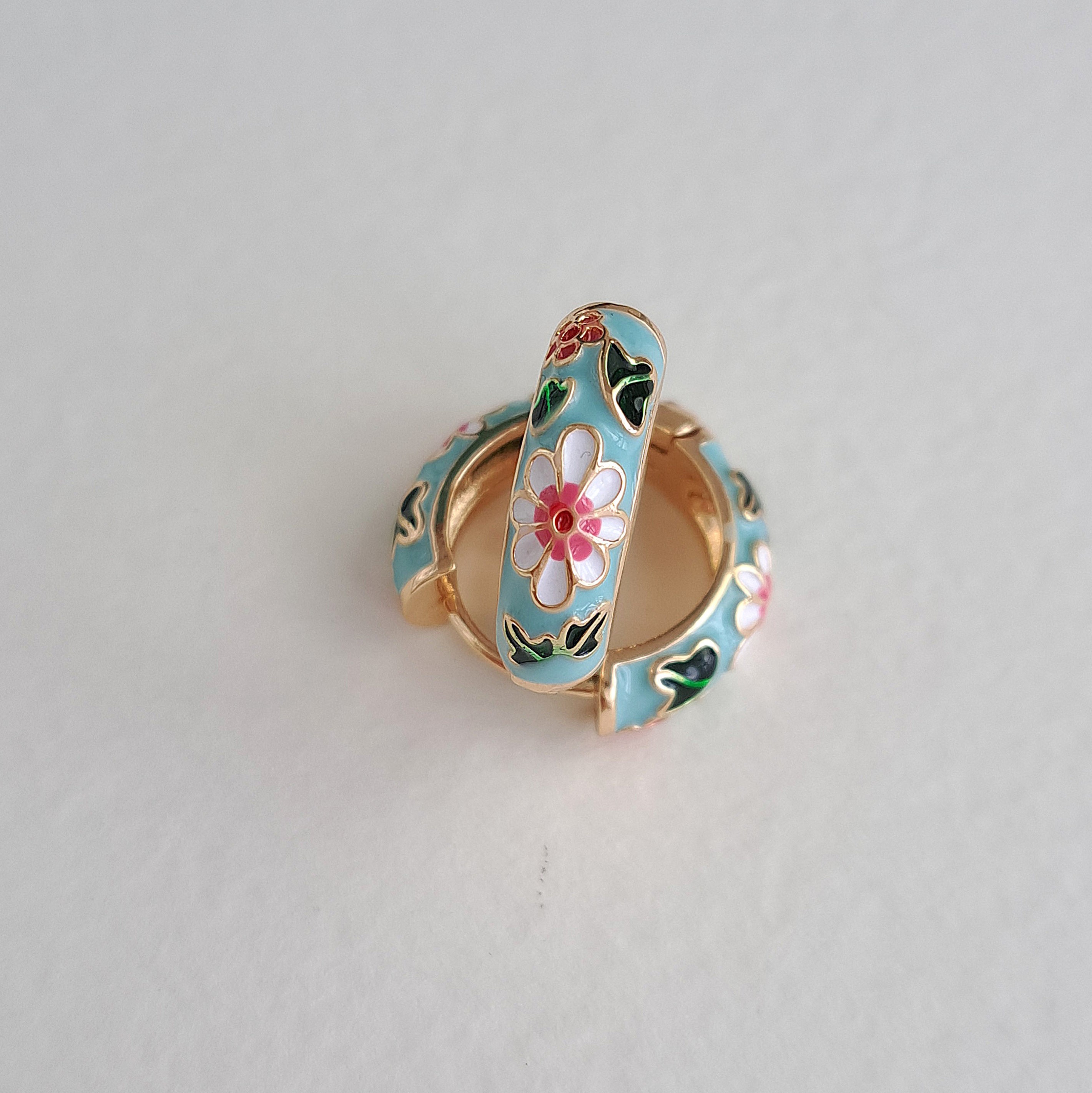 Enamel Floral Huggie Earrings – Light Green