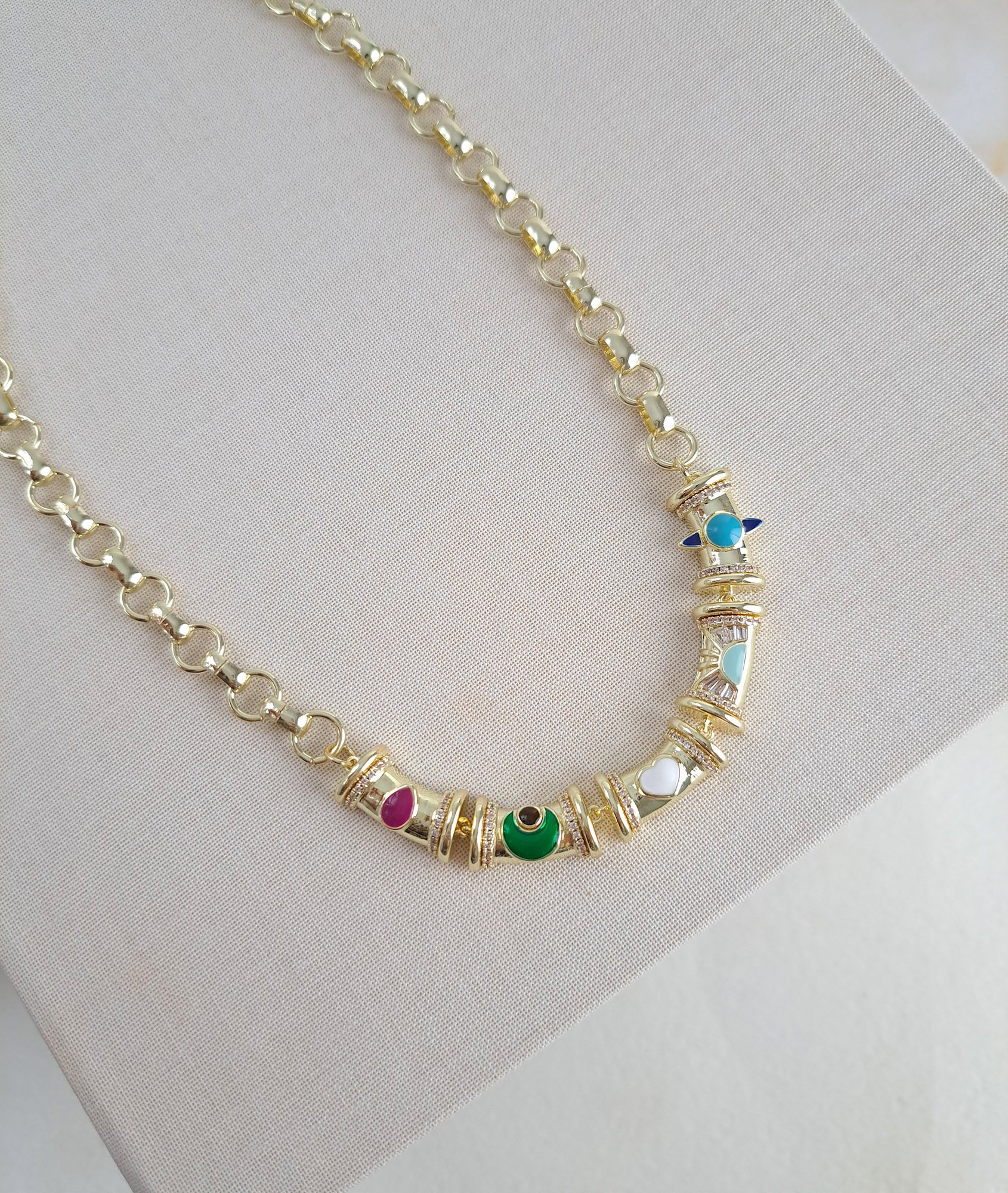 Gold-Tone Necklace Inspired by Nawbar