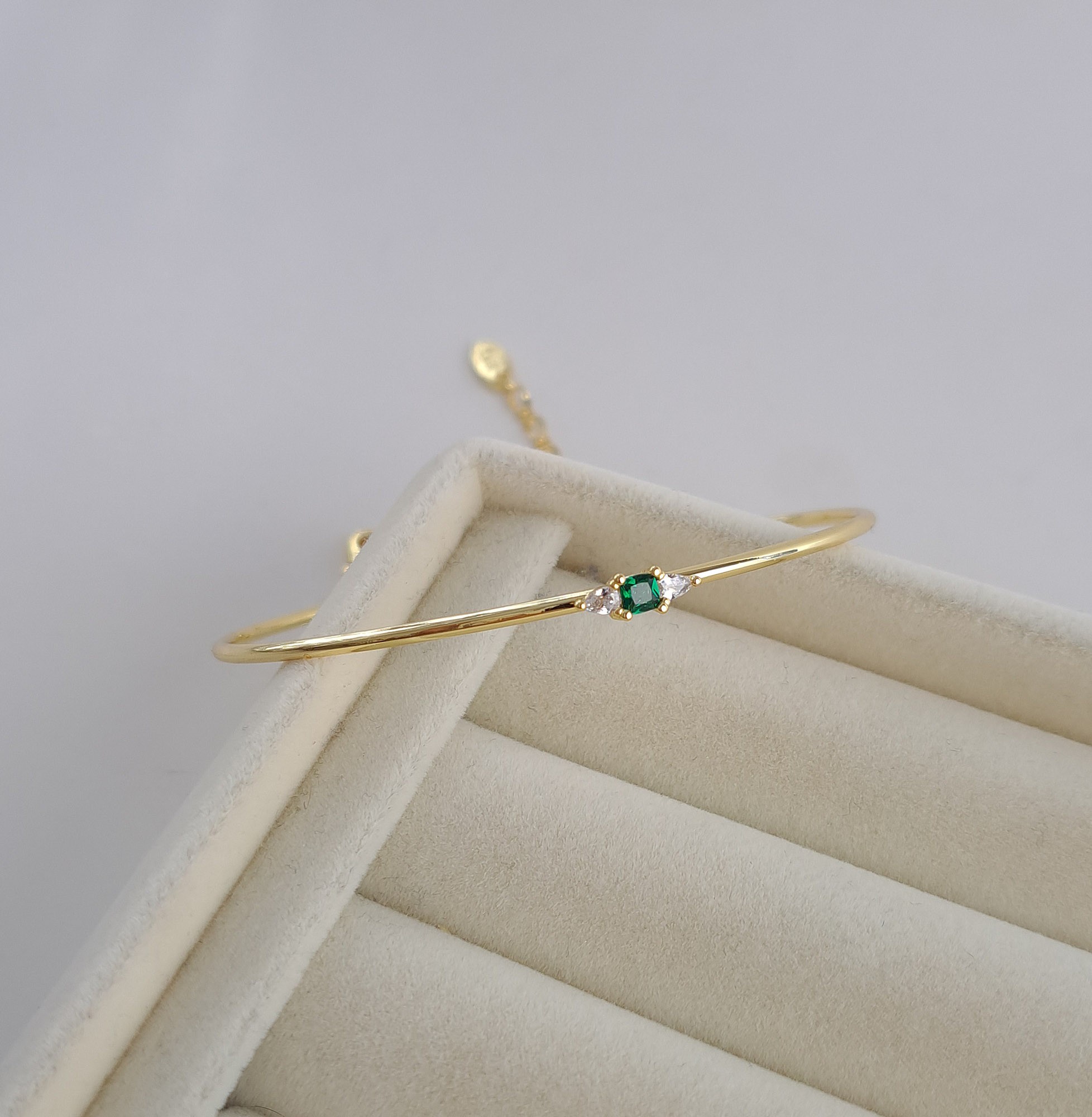 Delicate Green Stone Bangle