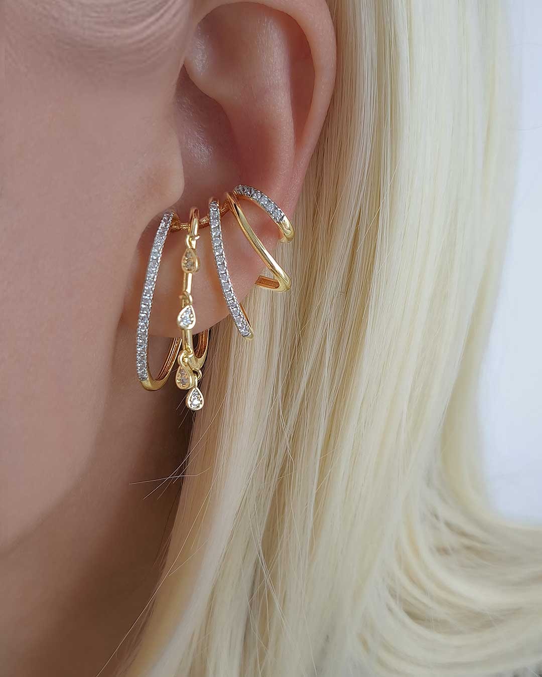 Gold No-Piercing Ear Cuff – Single