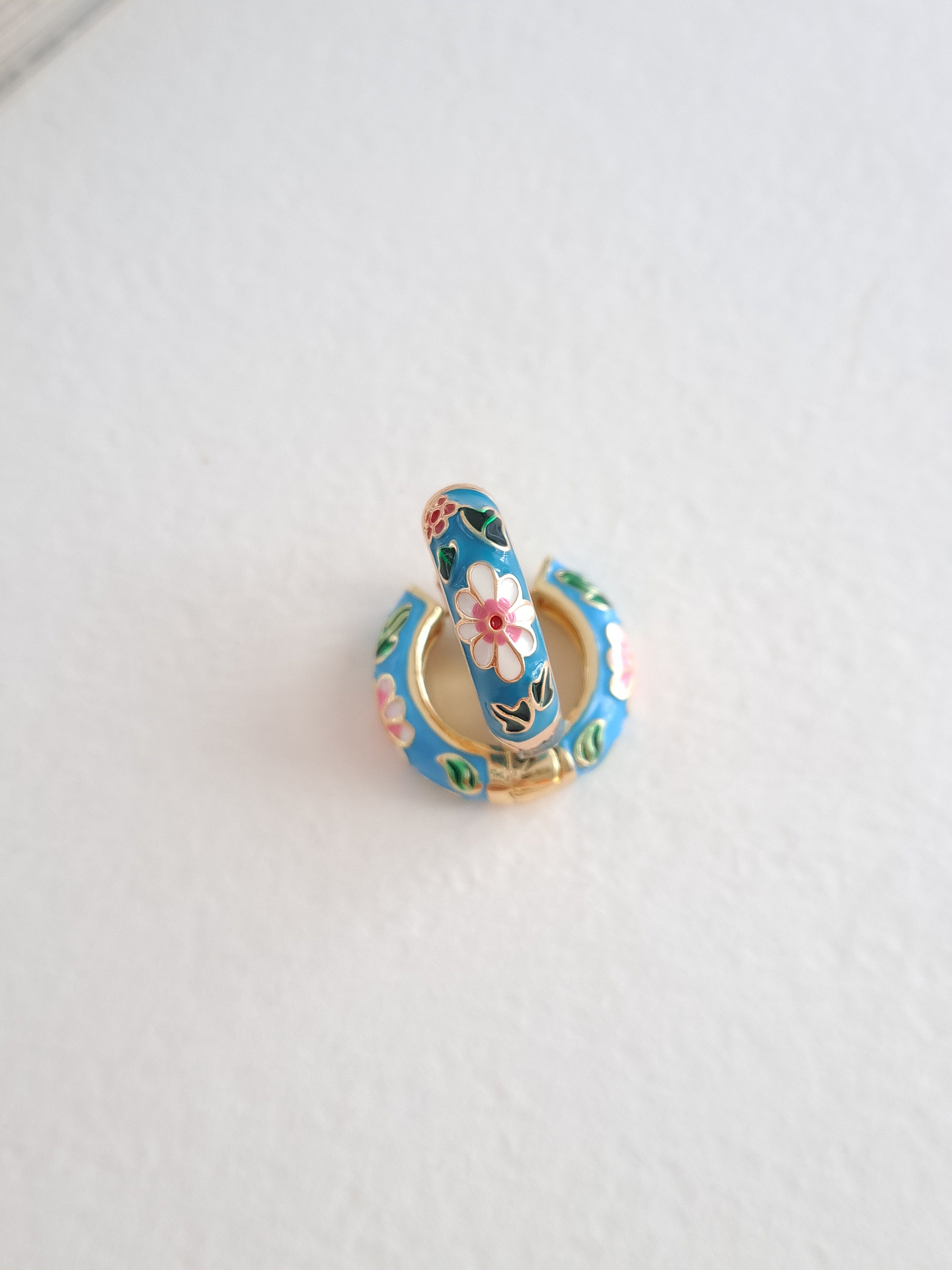 Enamel Floral Huggie Earrings – Blue
