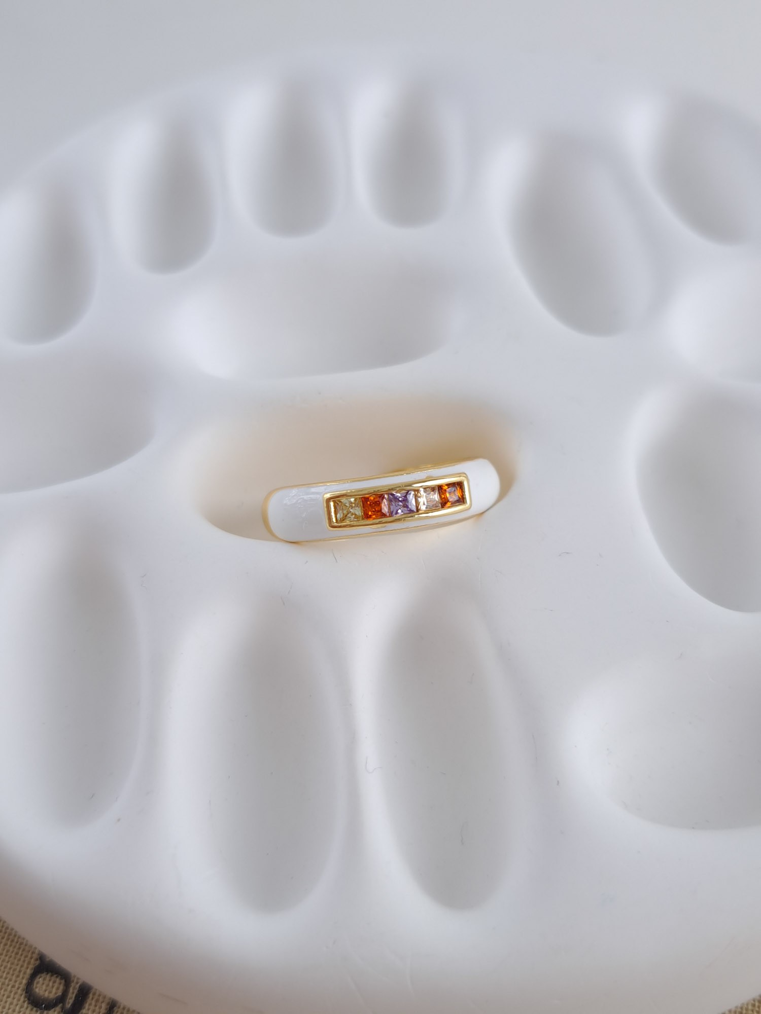 white Enamel Ring with Multicolor Stones