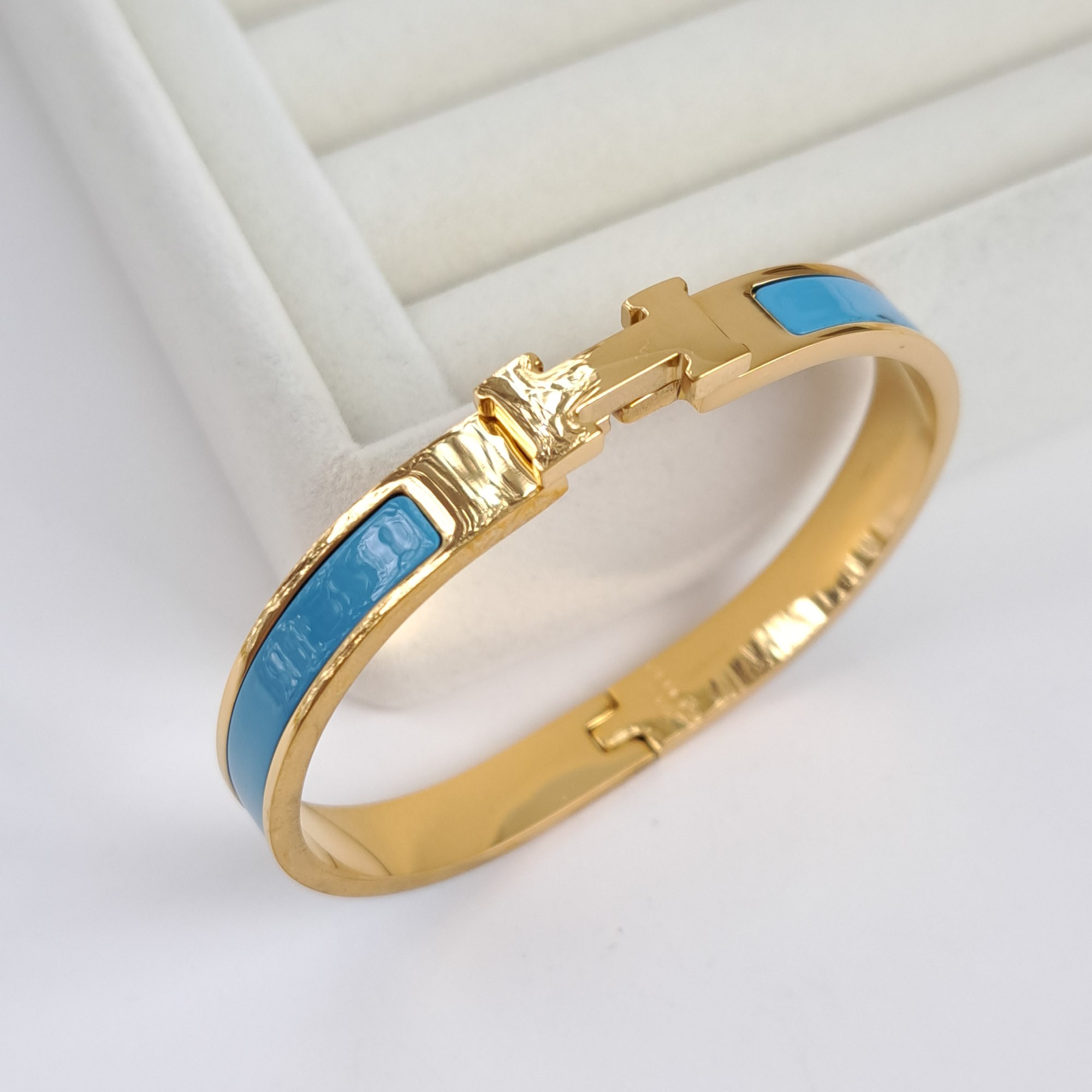 Blue H-Lock Bracelet - Gold Base (5mm)