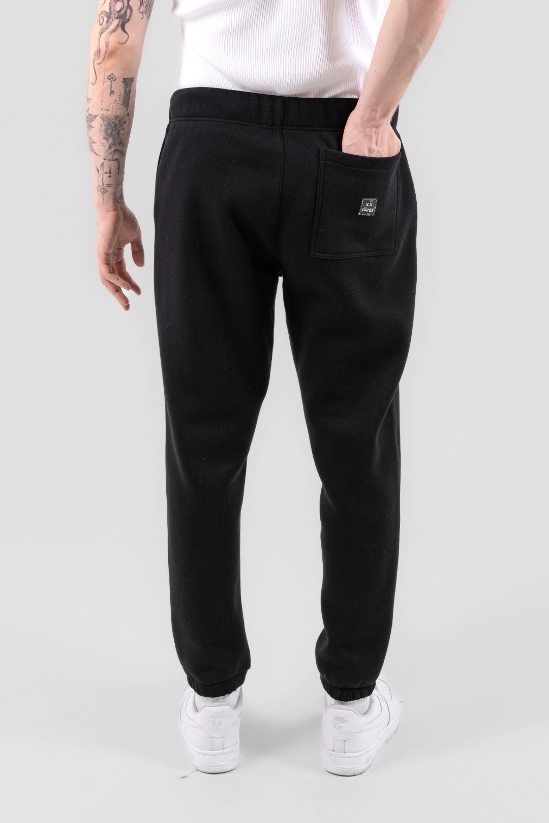 BASIC SWEATPANT