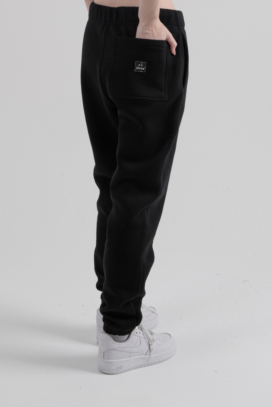 BASIC SWEATPANT