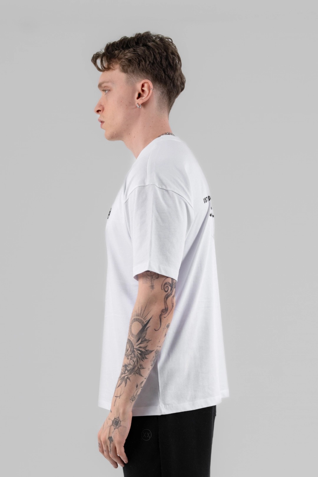 AGAINST COMPOSITES BASIC T-SHIRT
