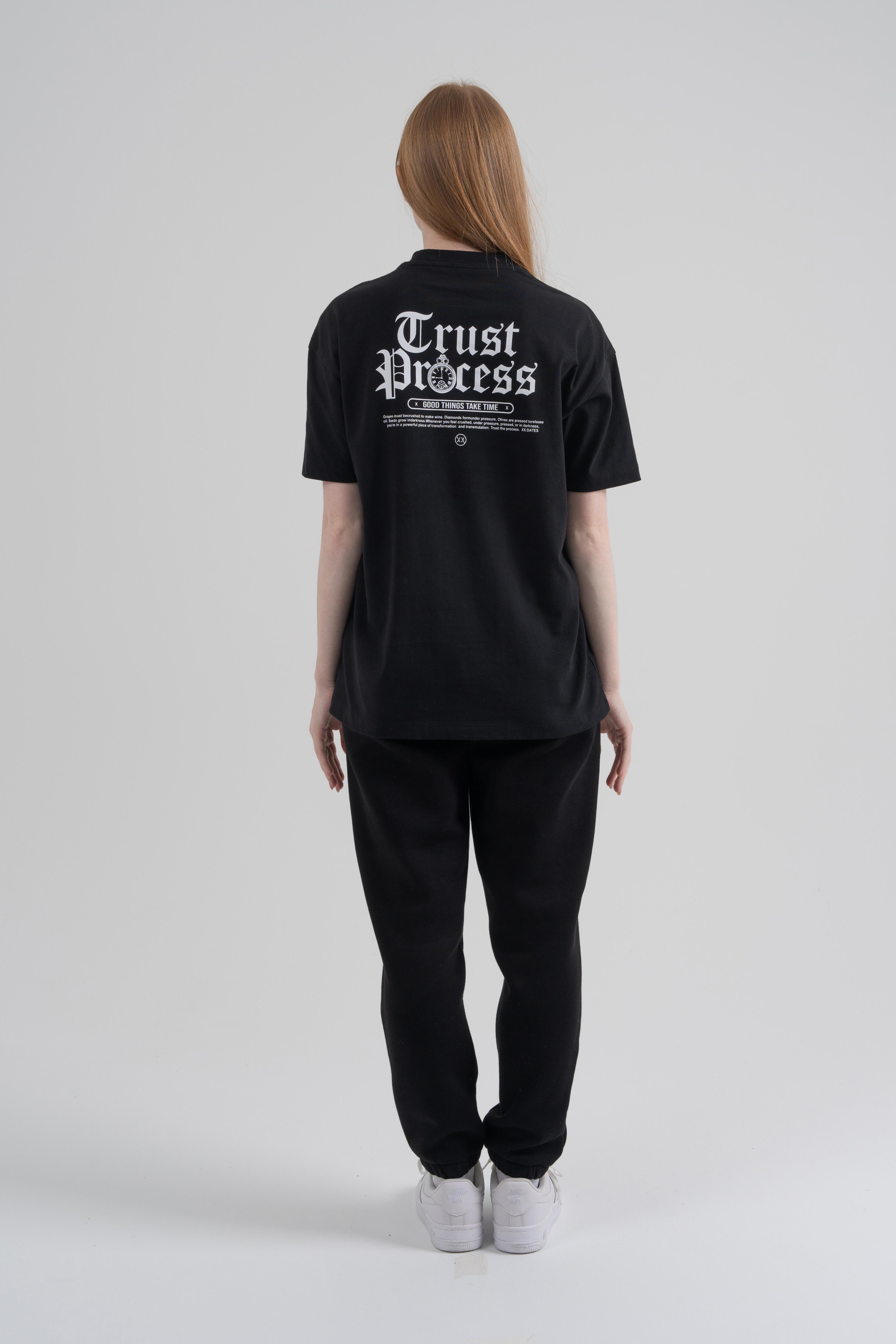 TRUST PROCESS OVERSIZE T-SHIRT