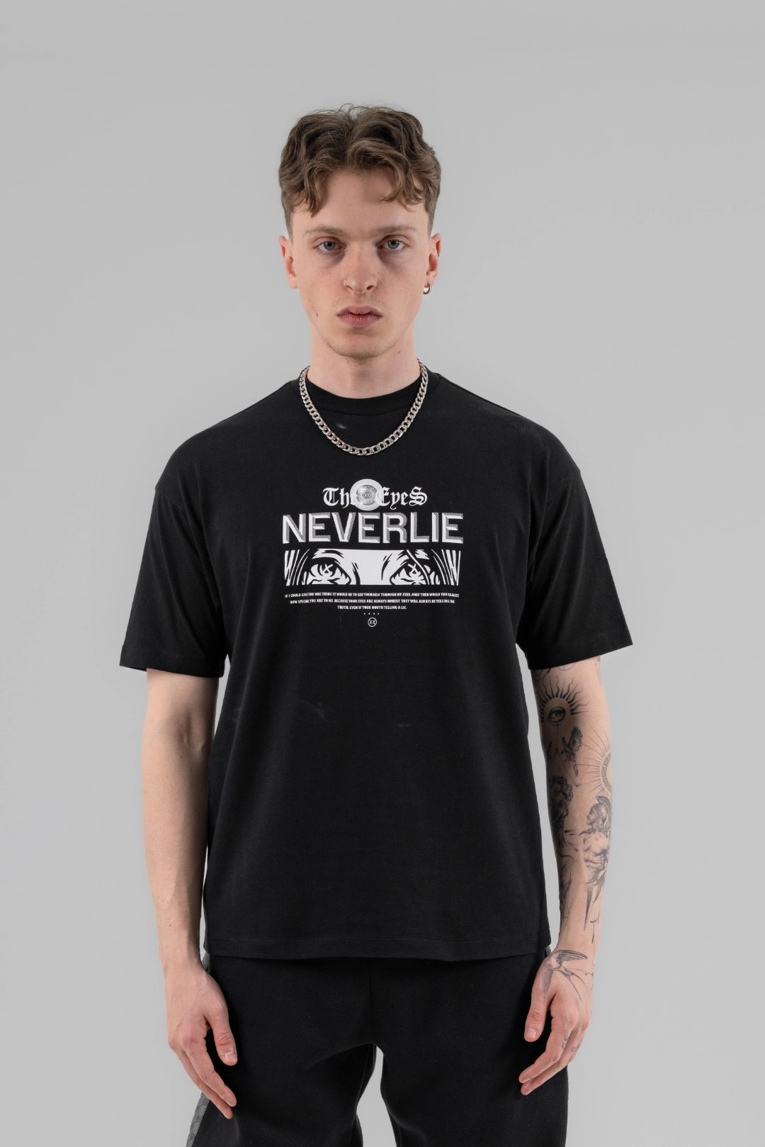 Siyah THE EYES NEVERLIE TEE T-SHIRT