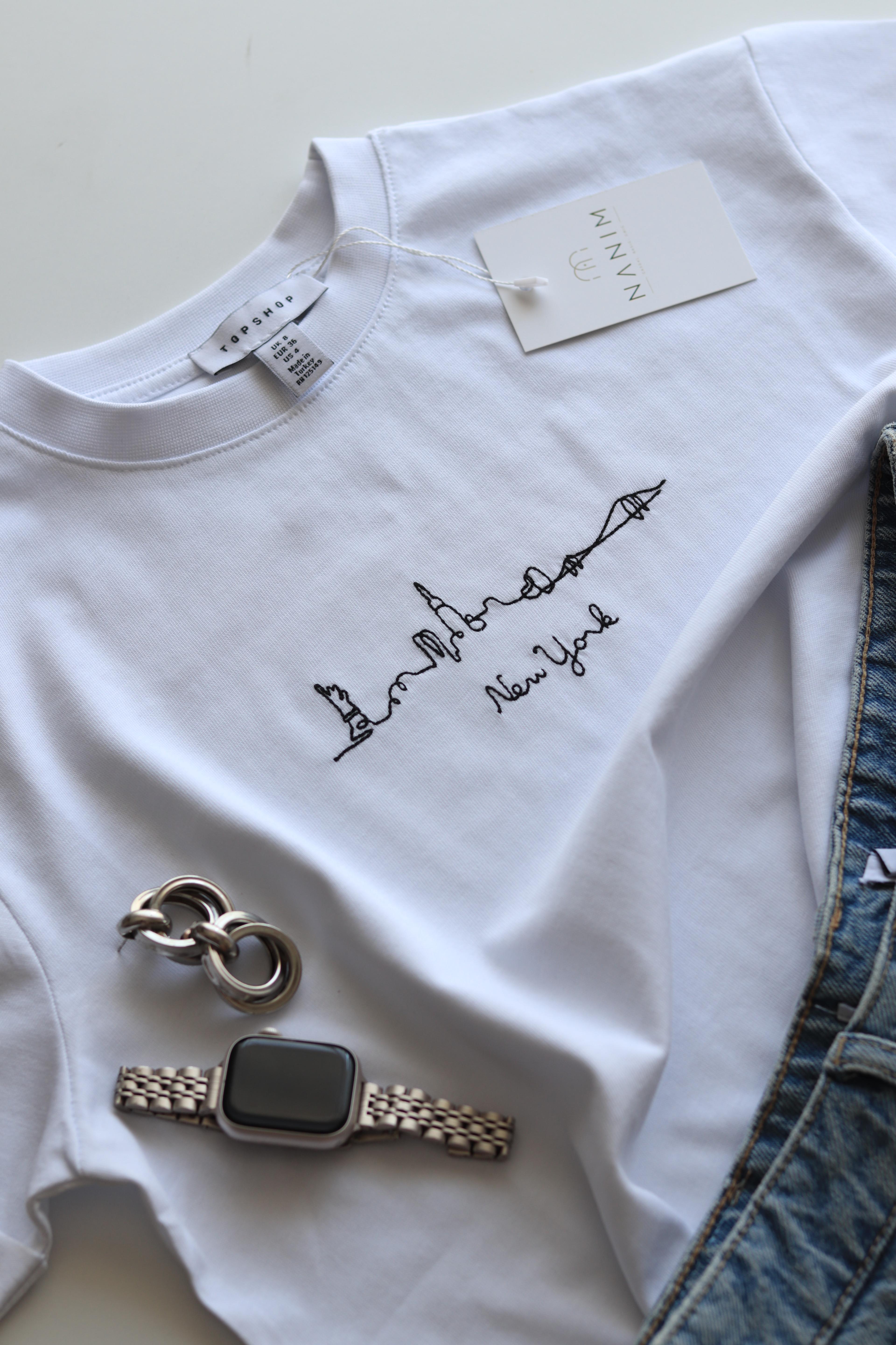 NewYork Nakışlı Ara Boy Tshirt - Beyaz