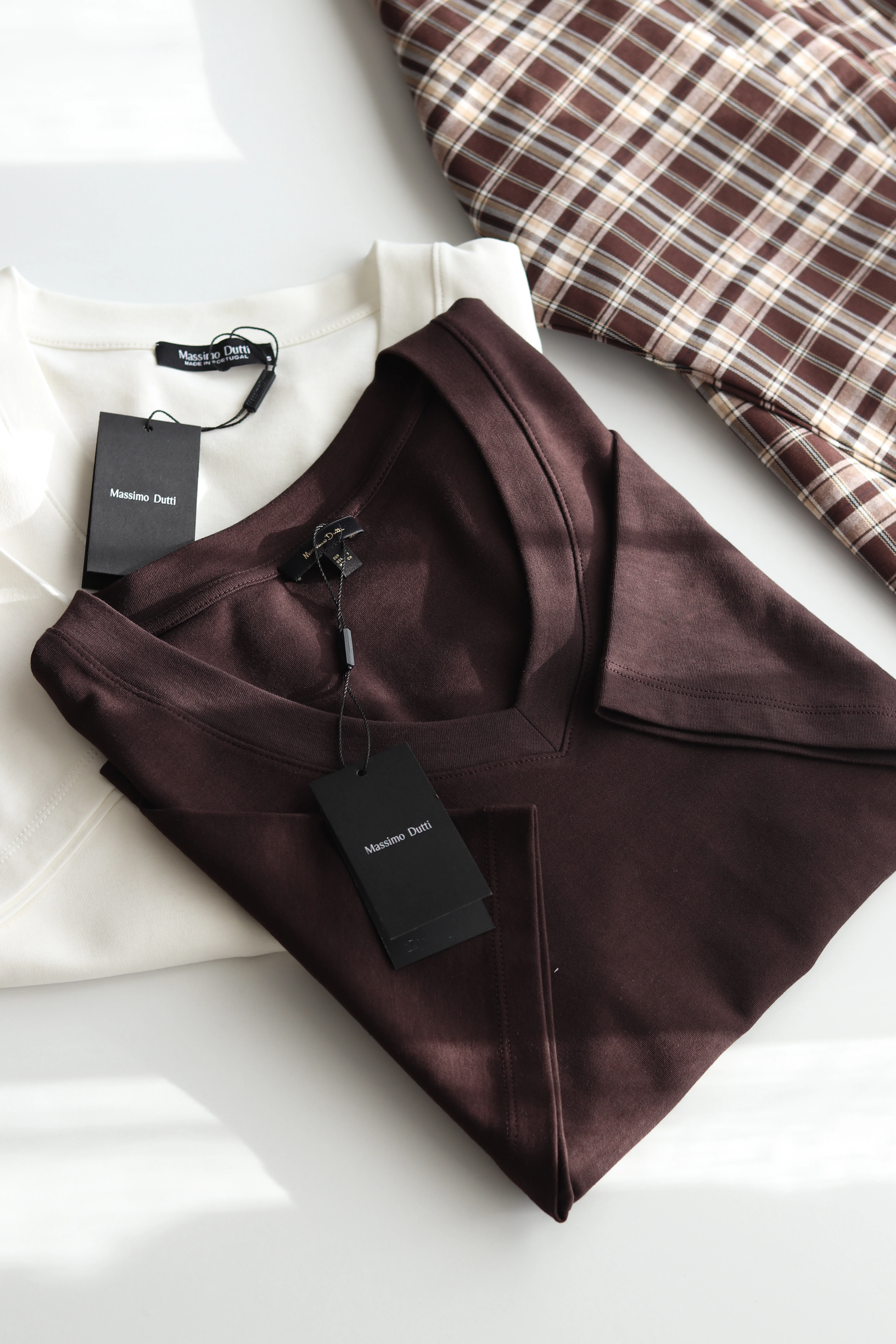 MD V Yaka Basic Tshirt - Kahverengi